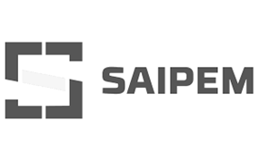 Certex LEEA Accredited Trainer standing by a mobile crane observing training