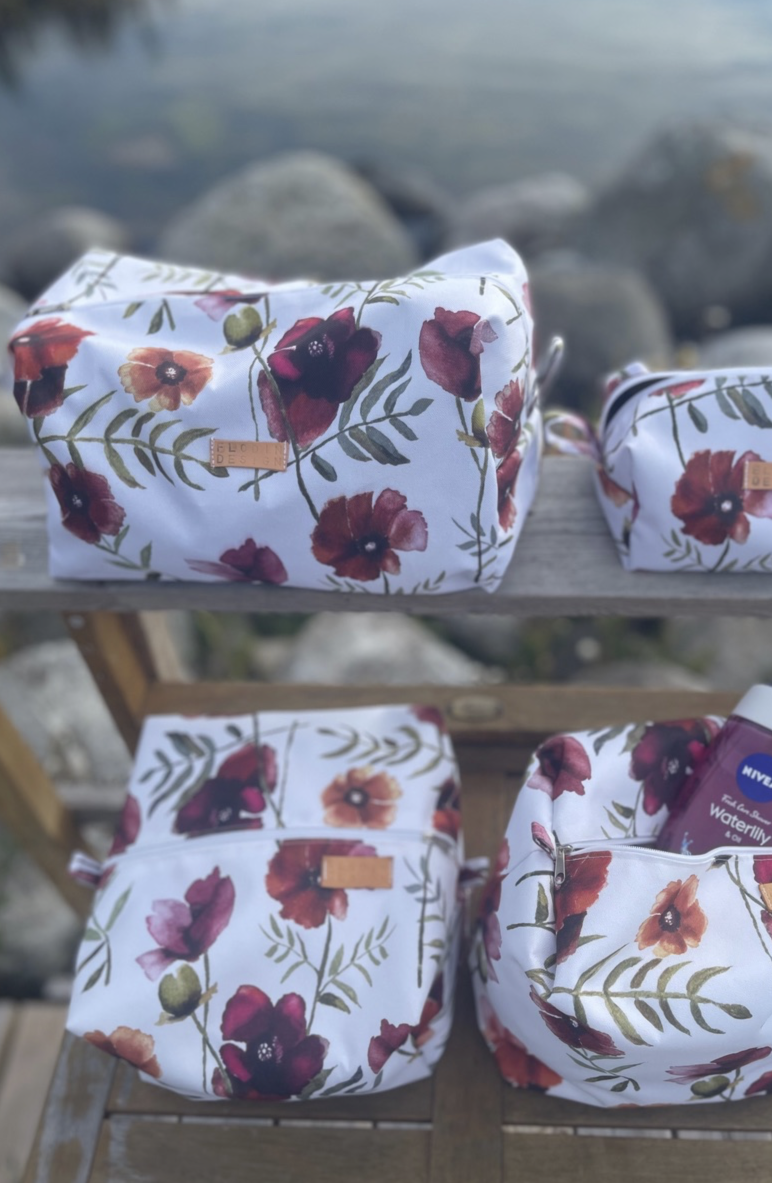 Väskor med motiv från Flodin Design.