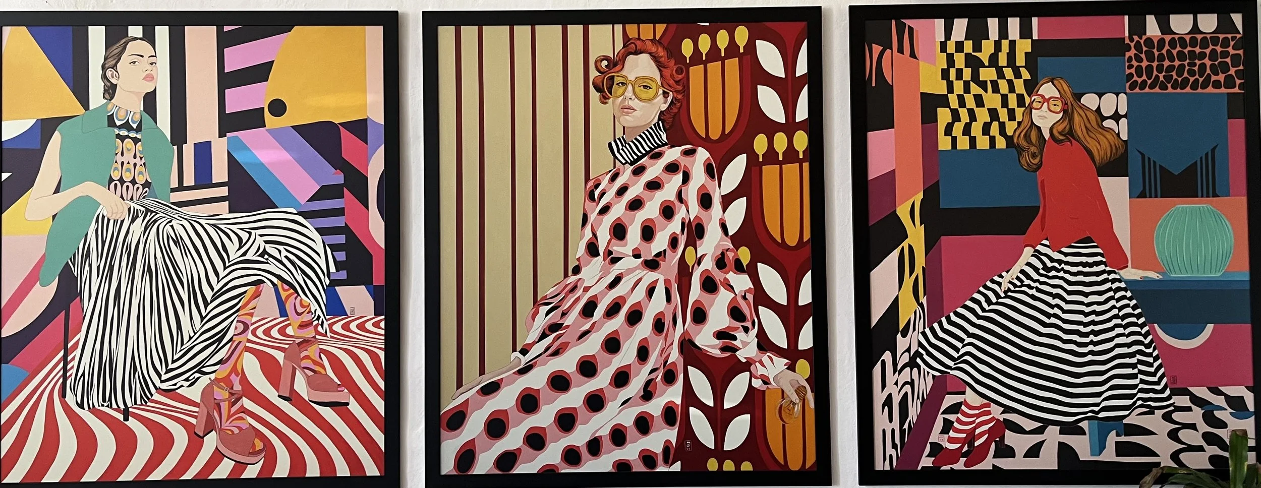 Limited Edition Print 
Laura  (2025)
Illuminated (2024)
Imaginary girl with a real vase in turquoise (2025)
Serie of 7 pieces printed on Allu Dibond 2,0mm 120x100
With frame
Signed and numbered
1.700 €