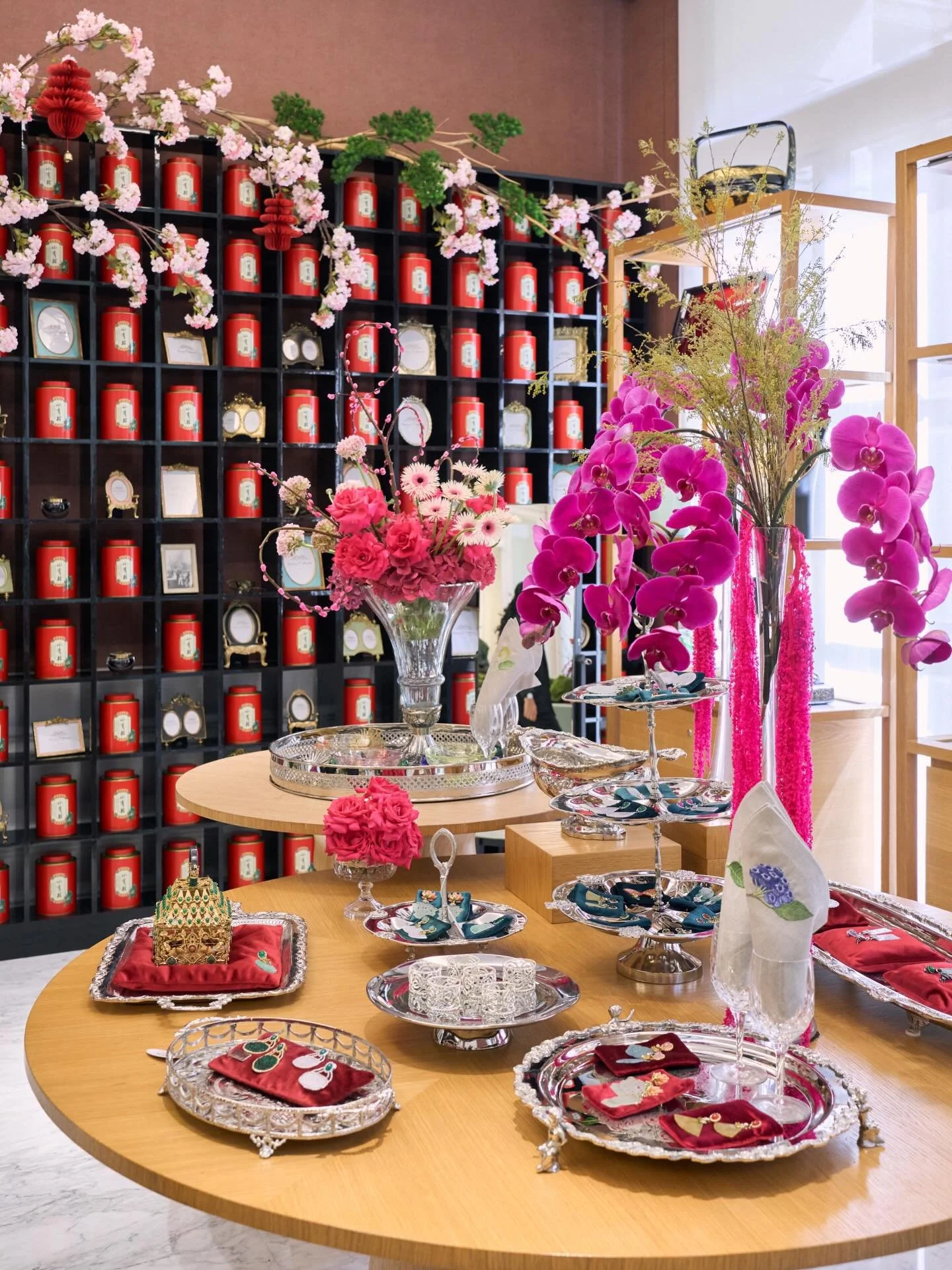 Thank you to all our special clients and lovely friends for attending our event at @conchita.home last week 

Beautiful flowers &amp; decor by @flora.lines @dinatouwani 
Photography @wah.yudi.tan 

#epajewel