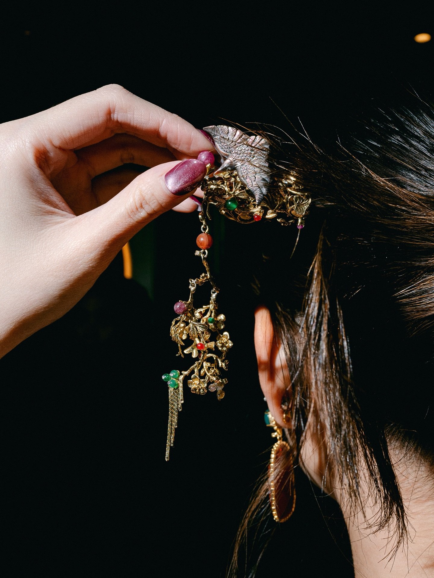 A finishing touch for Lunar nights &mdash; intricate gold ornaments and delicate jade adornments.

Celestial Bloom &mdash; a special showcase of elegance with @stellalunardy @lunebystella at @langham_jakarta @tangcourtjakarta for this Lunar New Year 