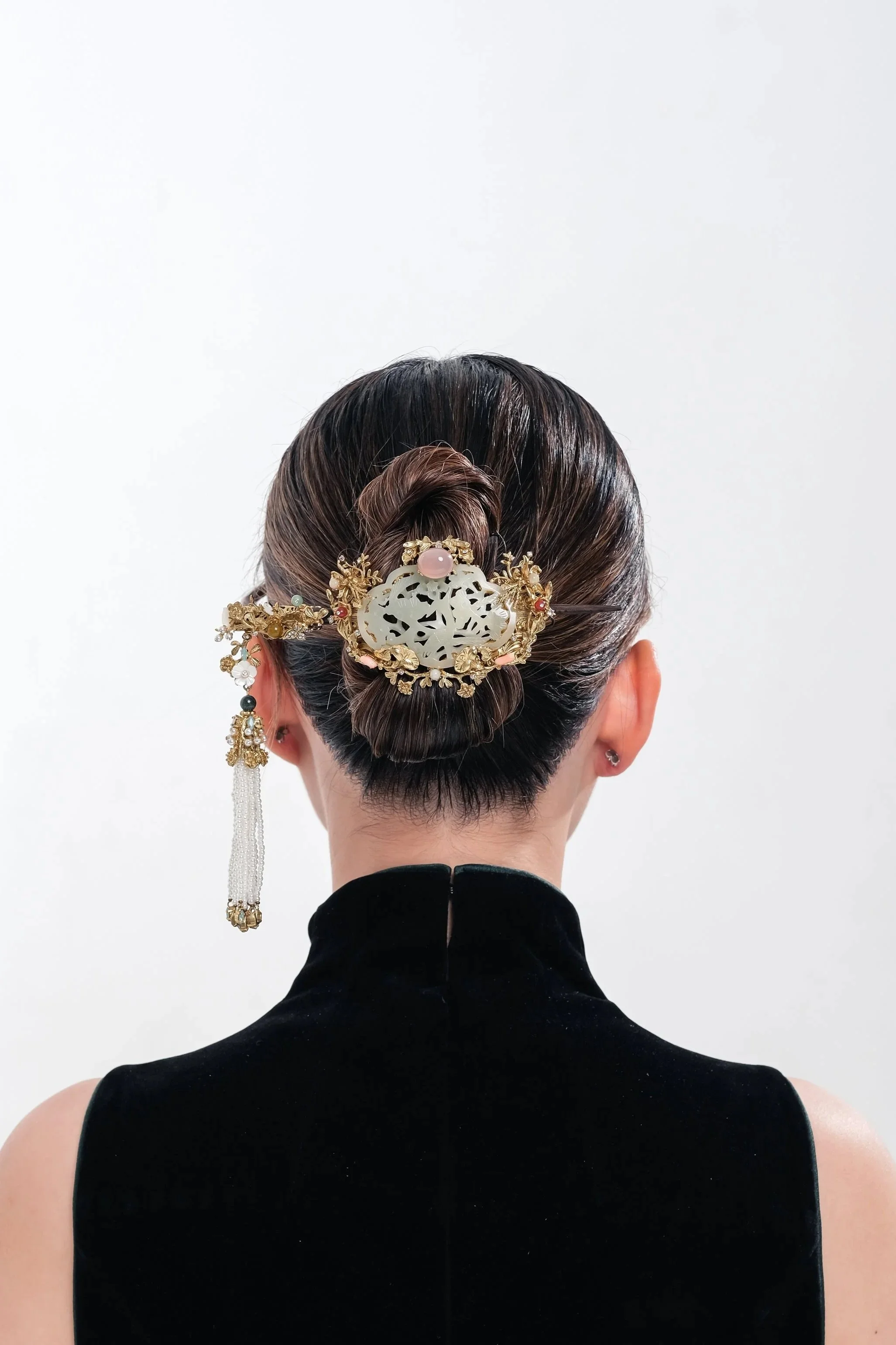 Pale Celadon Jade Hairpiece