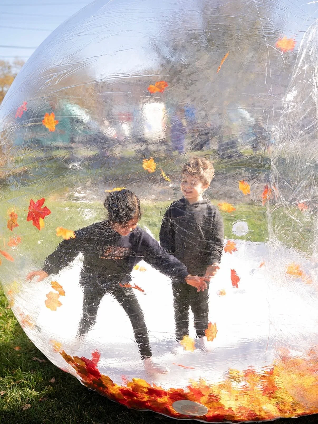 Looking to make your event unforgettable this weekend? My Selfie Bubble is available ! 

Delivery and full setup &mdash; all you have to do is enjoy the fun! 📸 It&rsquo;s great for all ages &mdash; fits 3&ndash;4 kids or 2&ndash;3 adults inside whil