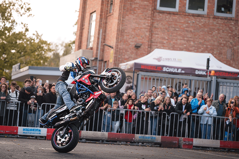 BMW Motorrad Welt: Birthday Jubilee.