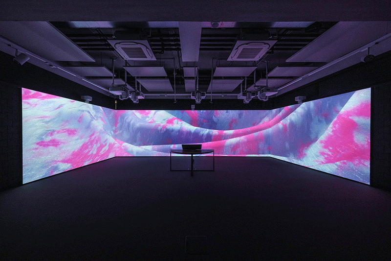 Under Armour Digital Showroom.