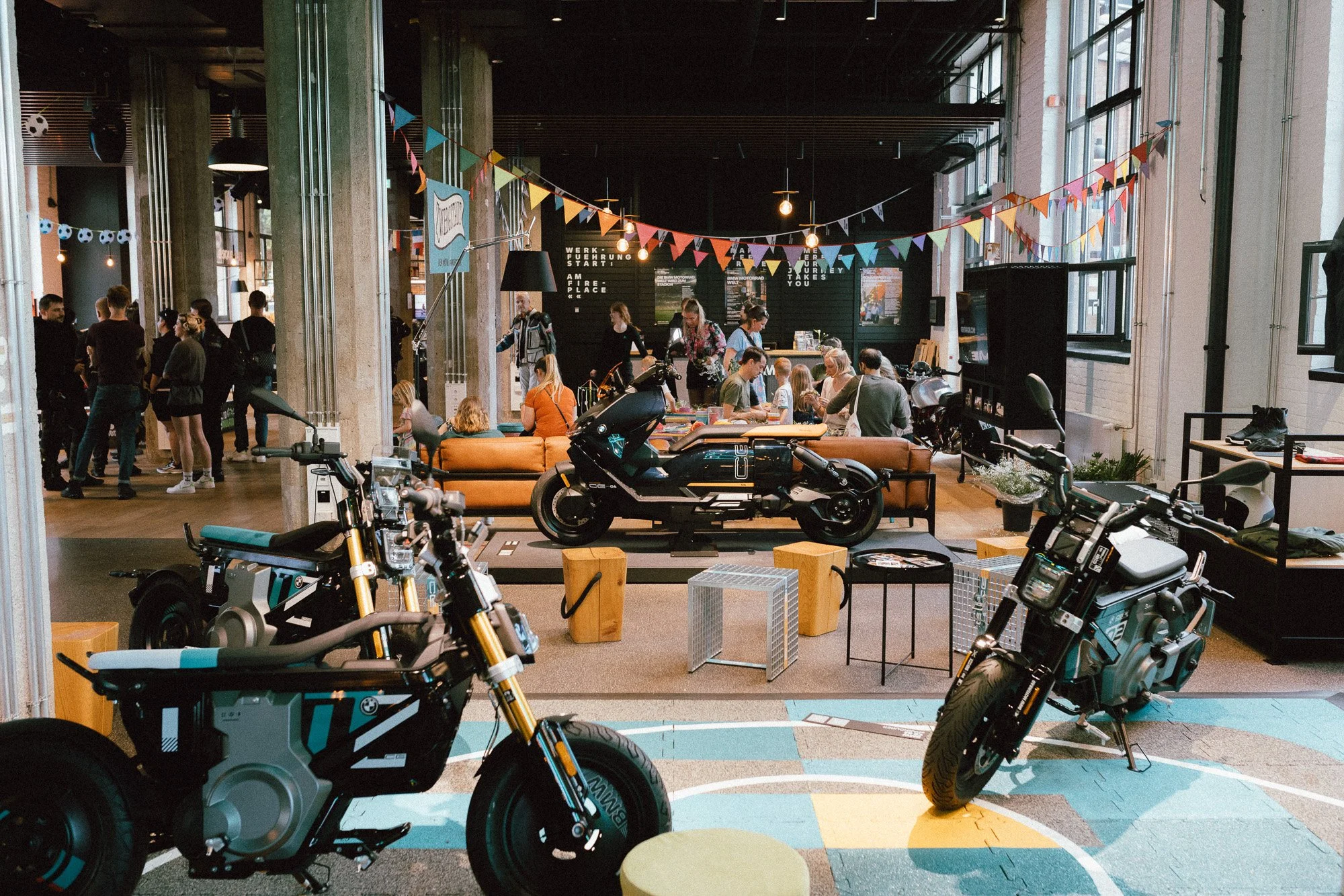 BMW Motorrad Welt WEB 10.jpg