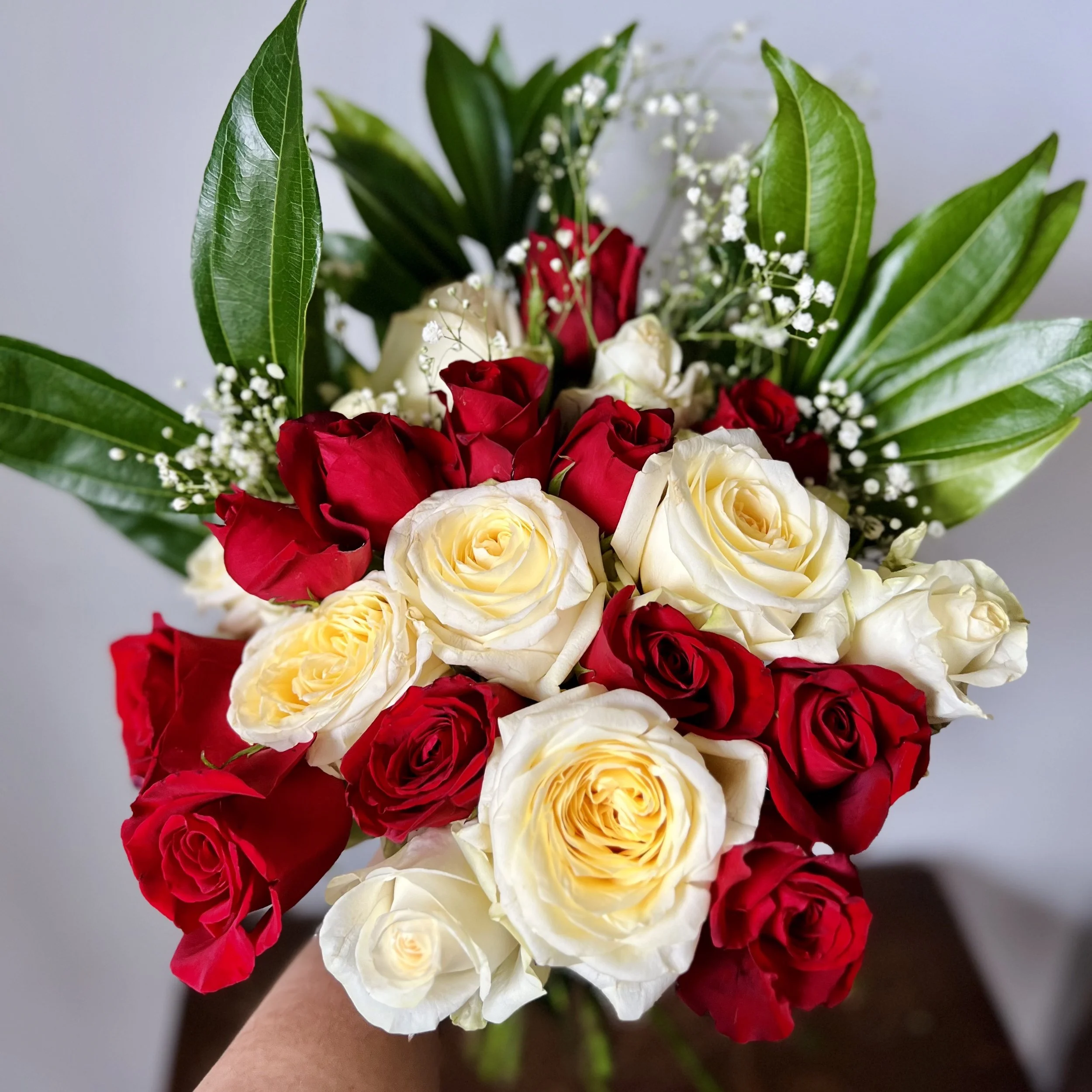Queen of Hearts Valentine Bouquet - Delivery included