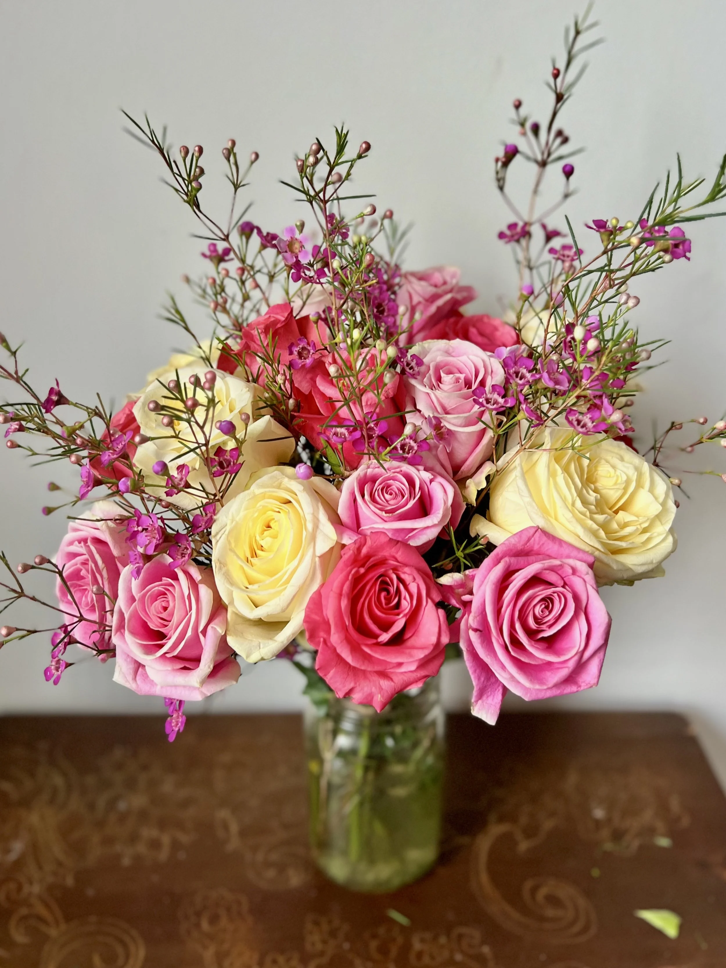 Pink Lady Valentine Bouquet - Delivery included