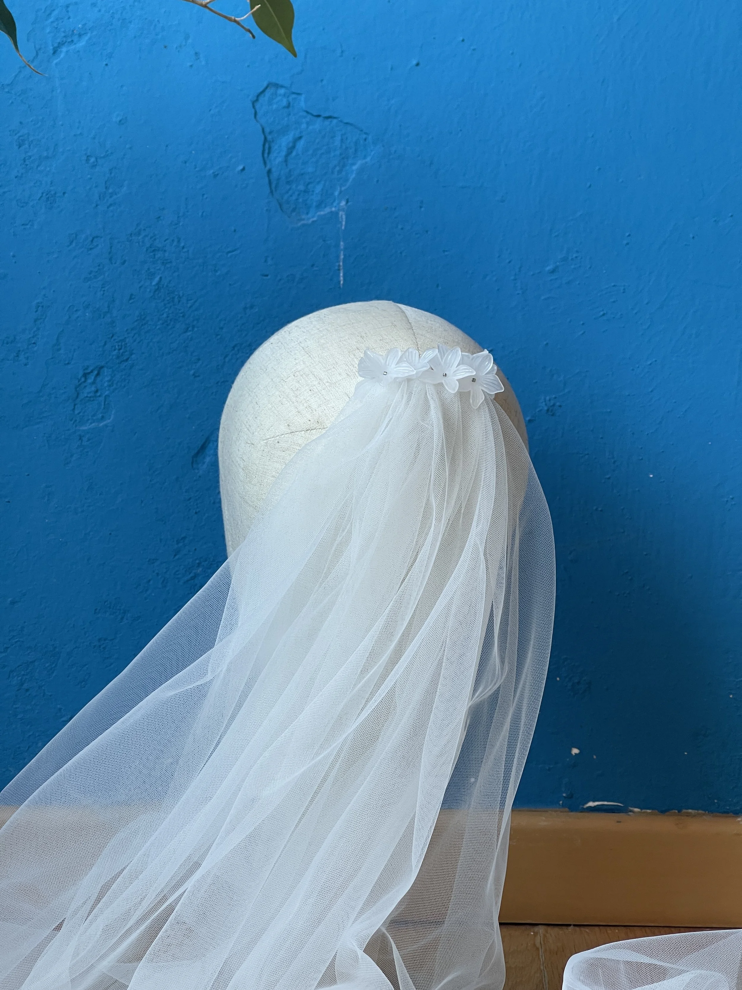 NEVINA — Bridal Veil