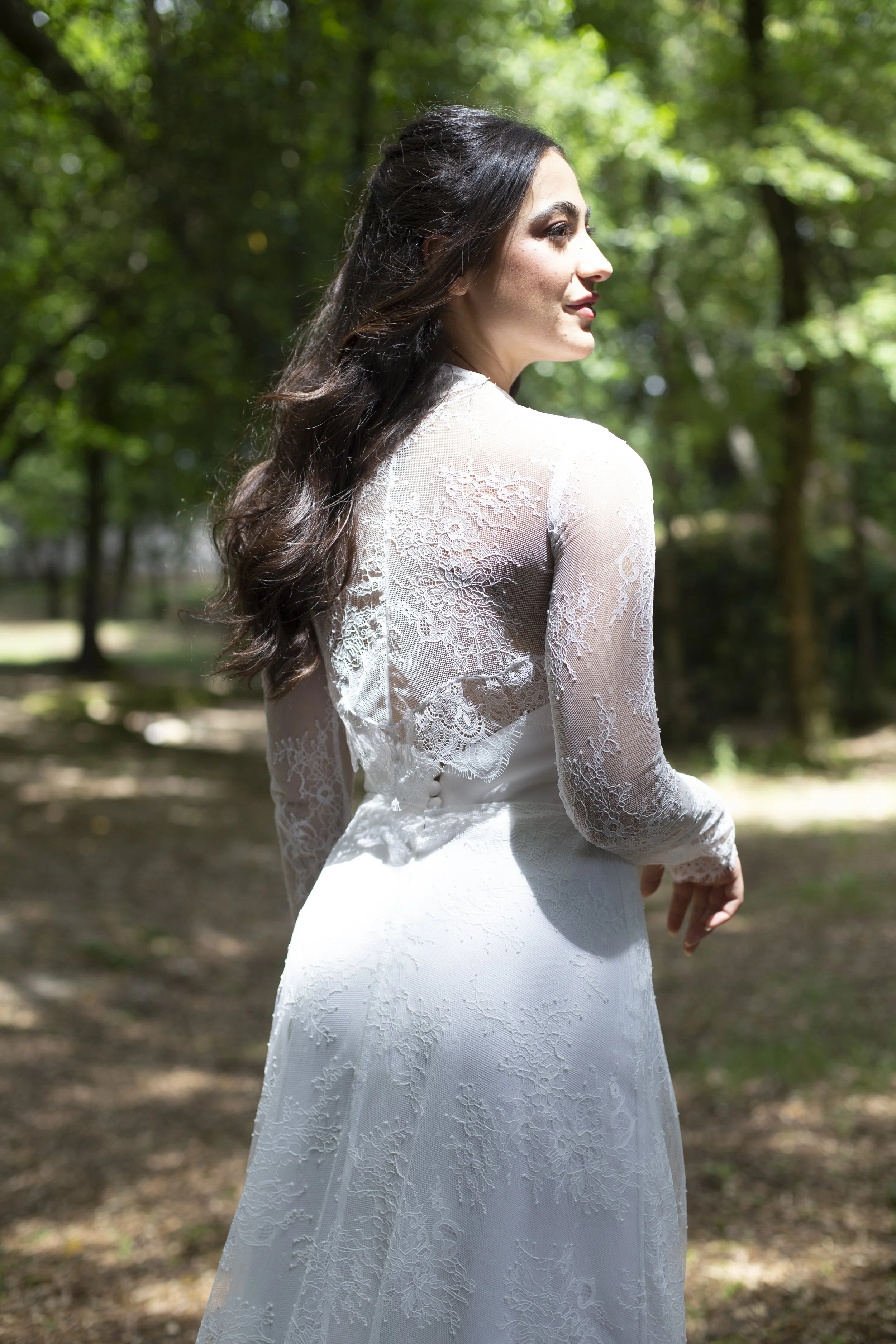 Hebe Lace Jacket
Starting from €370
A delicate short jacket in Chantilly lace, featuring hand-applied lace detailing around the neckline and throughout. Long sleeves and a high collar give it an ethereal, timeless quality — the perfect layer to add r