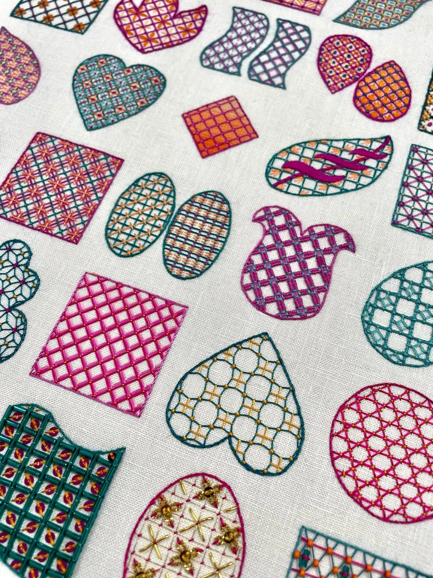 During our Whitework class today some of my students expressed interest in doing the Deep Dive into trellis course. Originally I wasn&rsquo;t planning to run it again but is this something people who missed out on would be interested in? If there&rsq