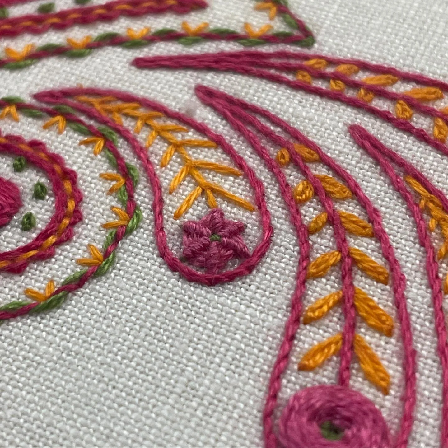 Something new is coming and I can&rsquo;t wait to share it with you all. Keep your eyes peeled for all the details and how you can stitch along too!

#beginnersembroidery #learnembroidery #surfaceembroidery
