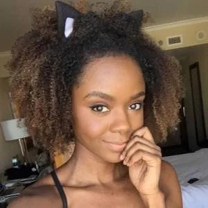 8 Dark-Skinned Actresses Who Deserve to be on The Big Screen as well