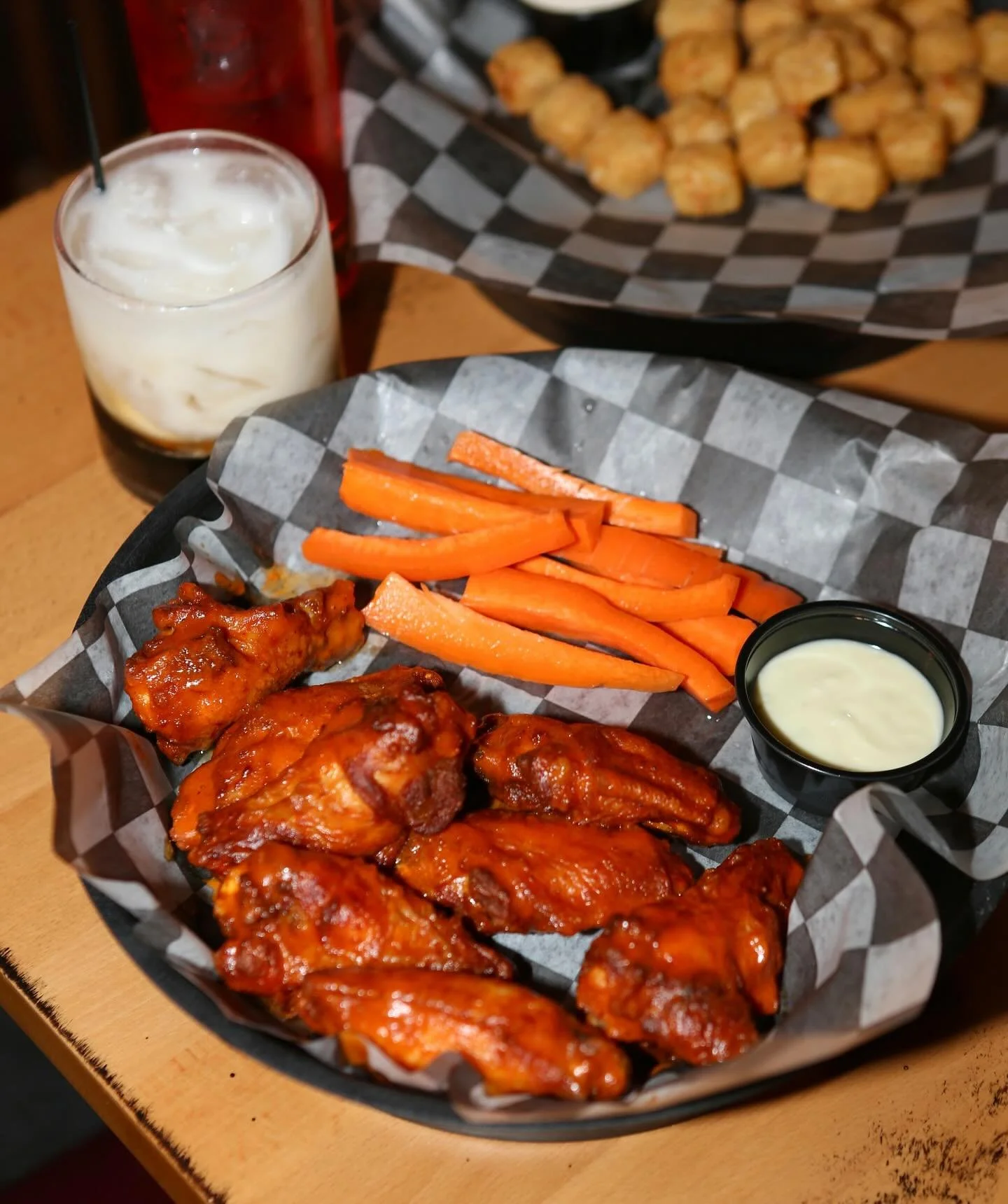 Wing it over at Shirley&rsquo;s today!🍗😋

#shirleys #shirleysbargrill #westdesmoines #waukee #lunch #wings #lunchspecial