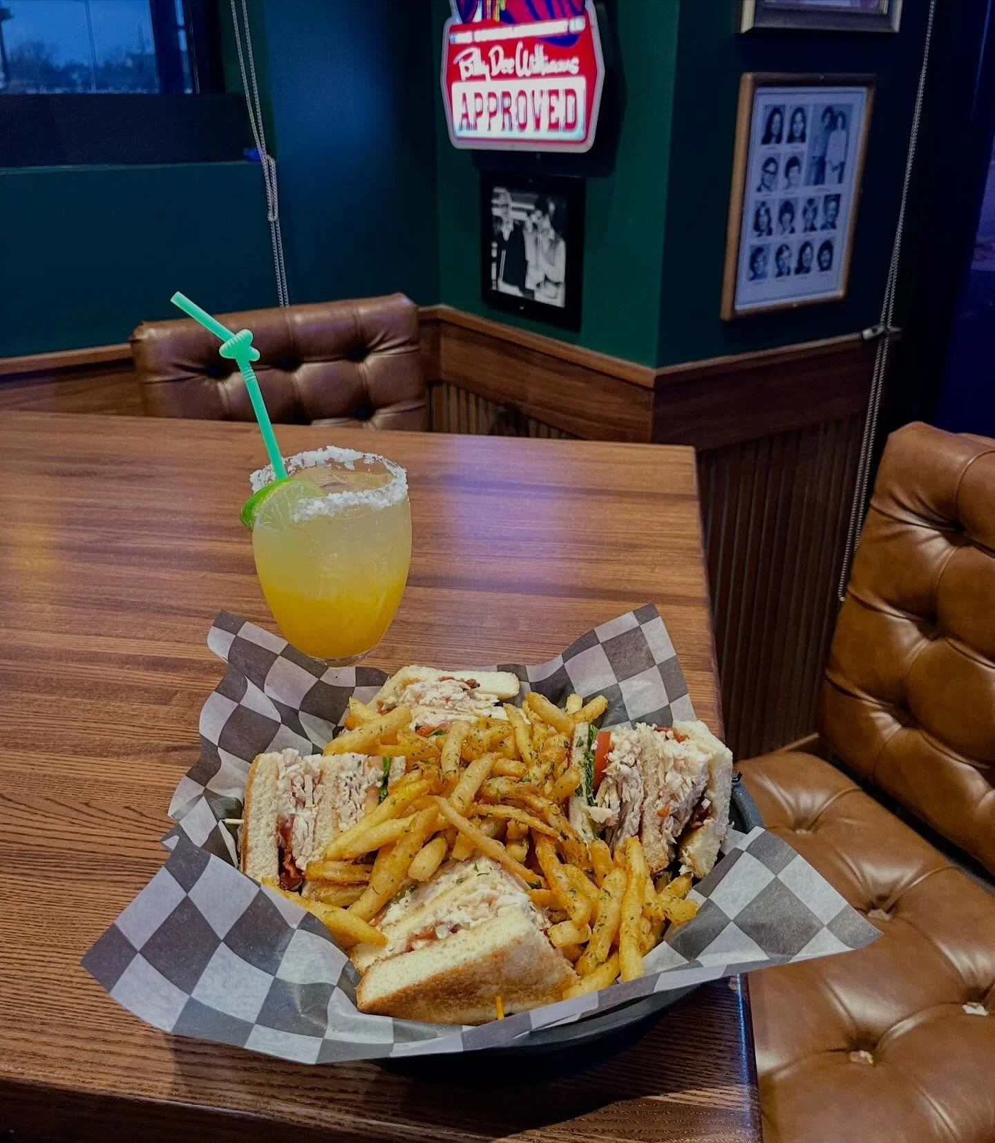 Get down over to Shirley&rsquo;s today for lunch! We&rsquo;ve got our Triple Decker Club for JUST $10🥪🤩

#shirleys #shirleysbargrill #tripledeckerclub #lunchspecial #westdesmoines