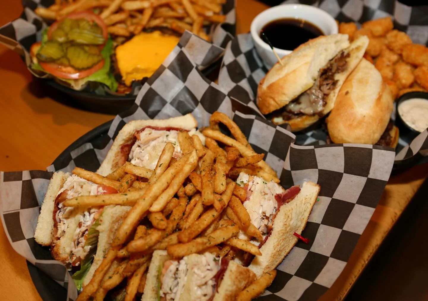 Here are your next three lunches, all taken care of at Shirley&rsquo;s!
&bull;Wednesday: Triple Decker Club
&bull;Thursday: French Dip
&bull;Friday: Smashburger
We&rsquo;ll see you from 11am-2pm🤩🎉

#shirleys #shirleysbargrill #lunchspecial #tripled