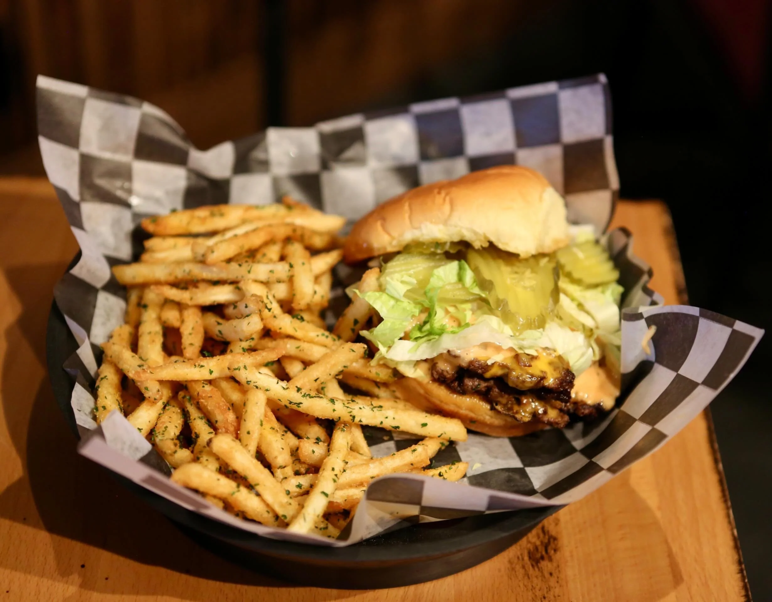 Fridays call for SHIRLEY&rsquo;S SMASHBURGERS🤩🍔
Come grab this delicious lunch special today!

#shirleys #shirleysbargrill #smashburger #lunchspecial #westdesmoines