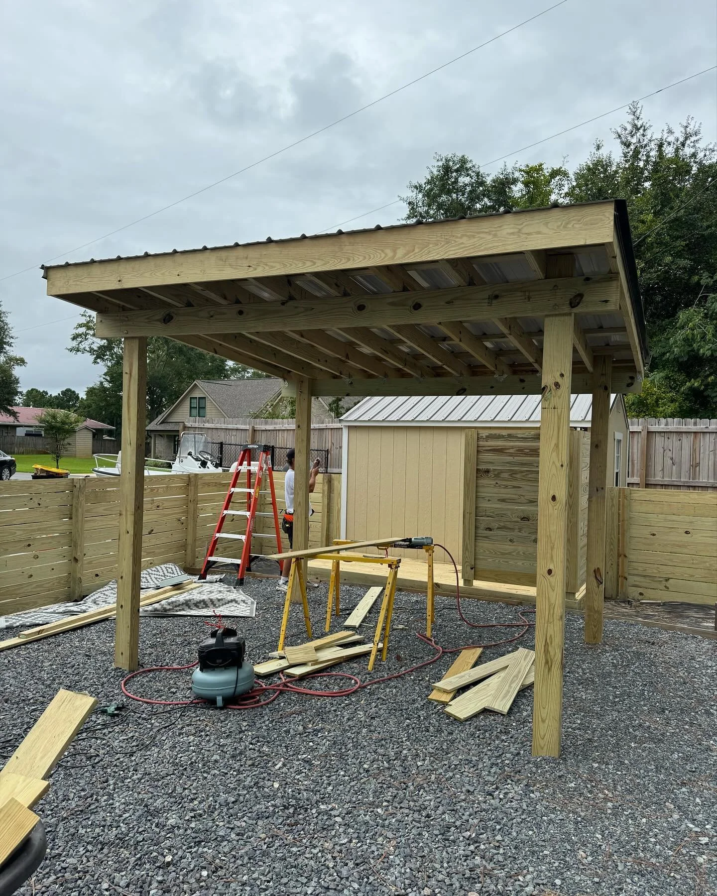 Started August off with a 12x12 covered pergola for @hogans_landscaping