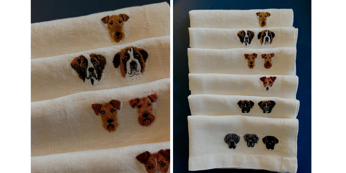 Chiens brodés sur une serviette