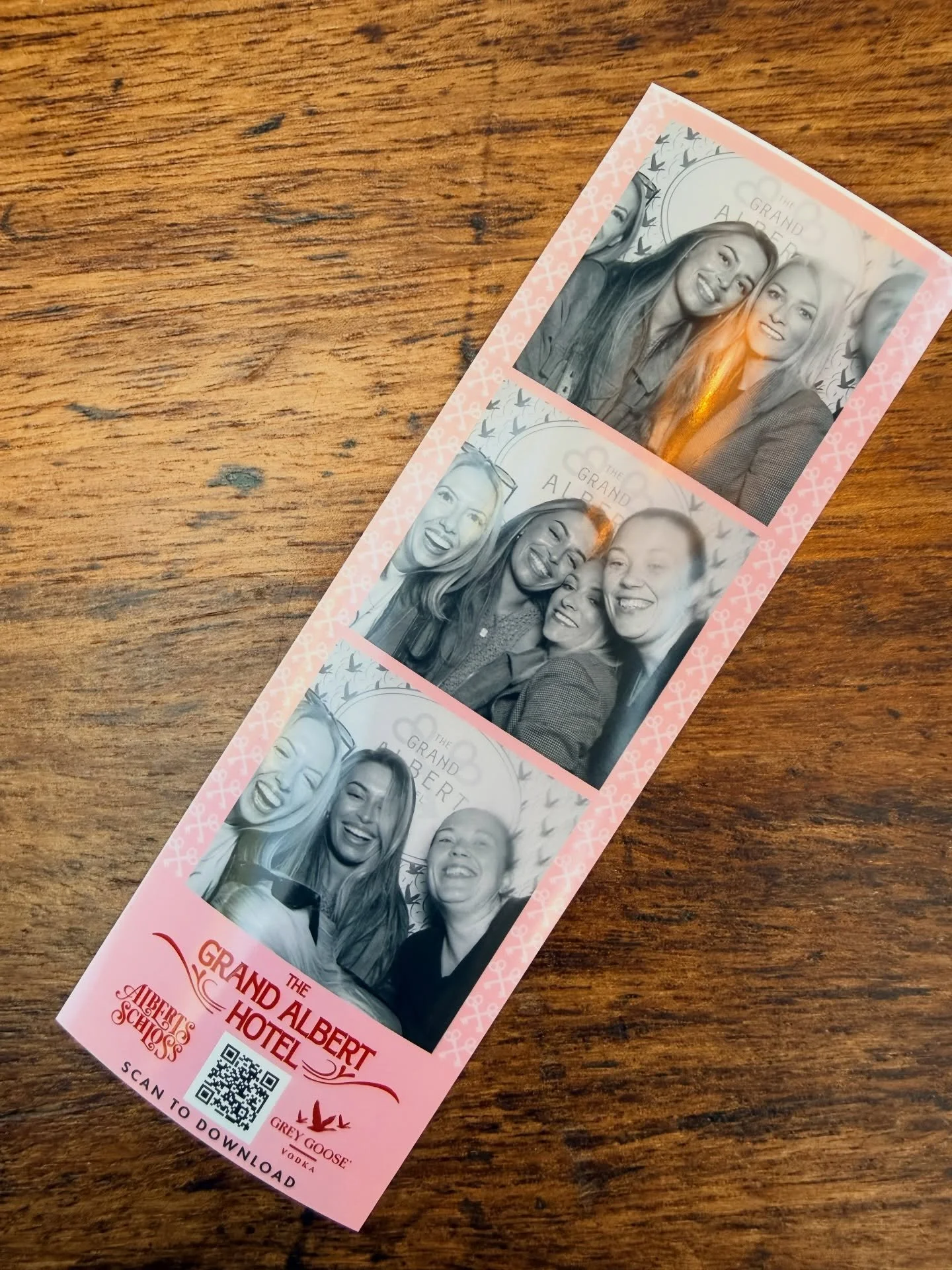 Team trips are good for the soul 🥹 

Had the most beautiful two days with these beauties. 

Honestly, I am so so very grateful to have them in the business and getting to spend time with them in person is the ultimate treat. 

Thank you for the laug