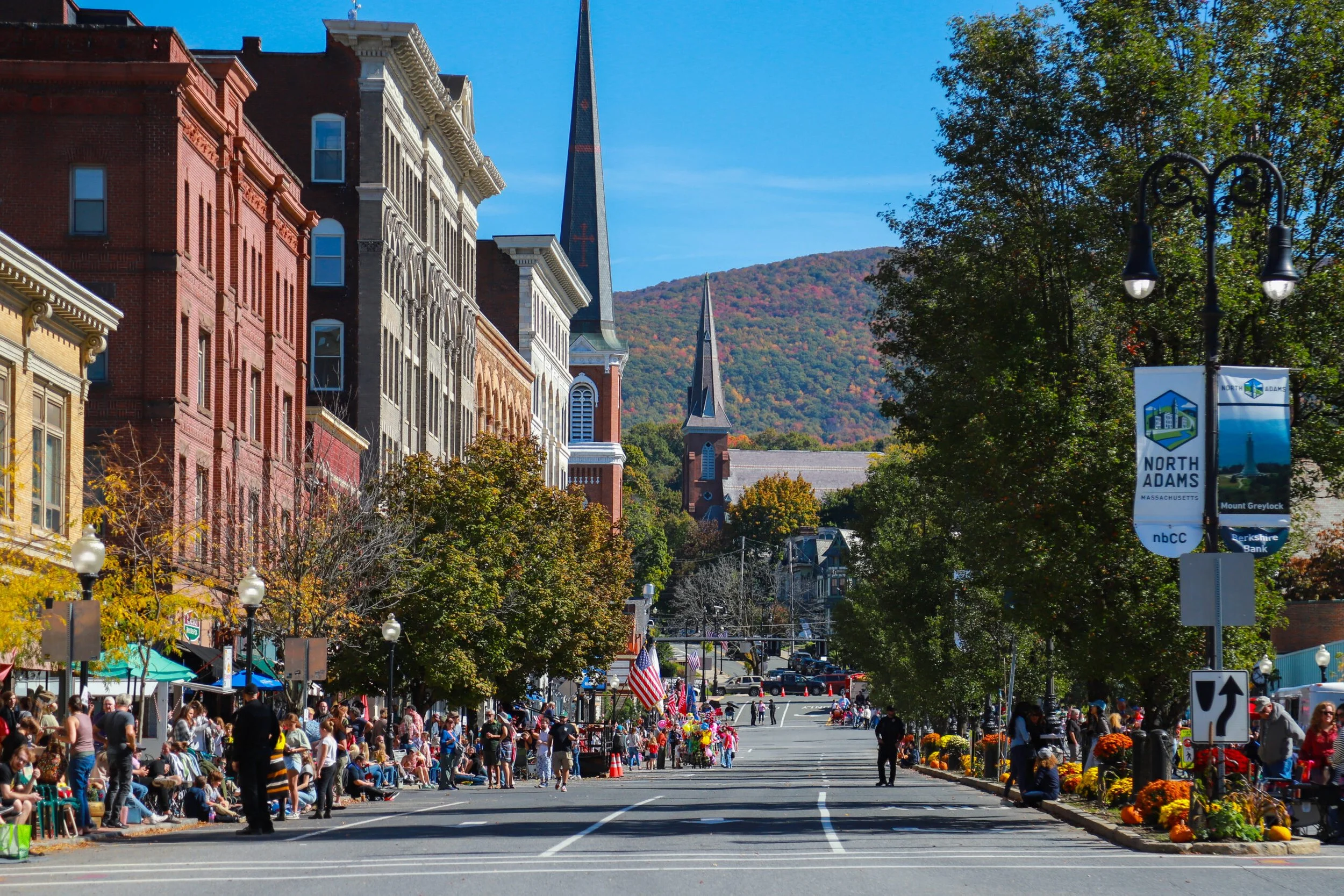 Sign up for the 70th Annual Fall Foliage Parade!