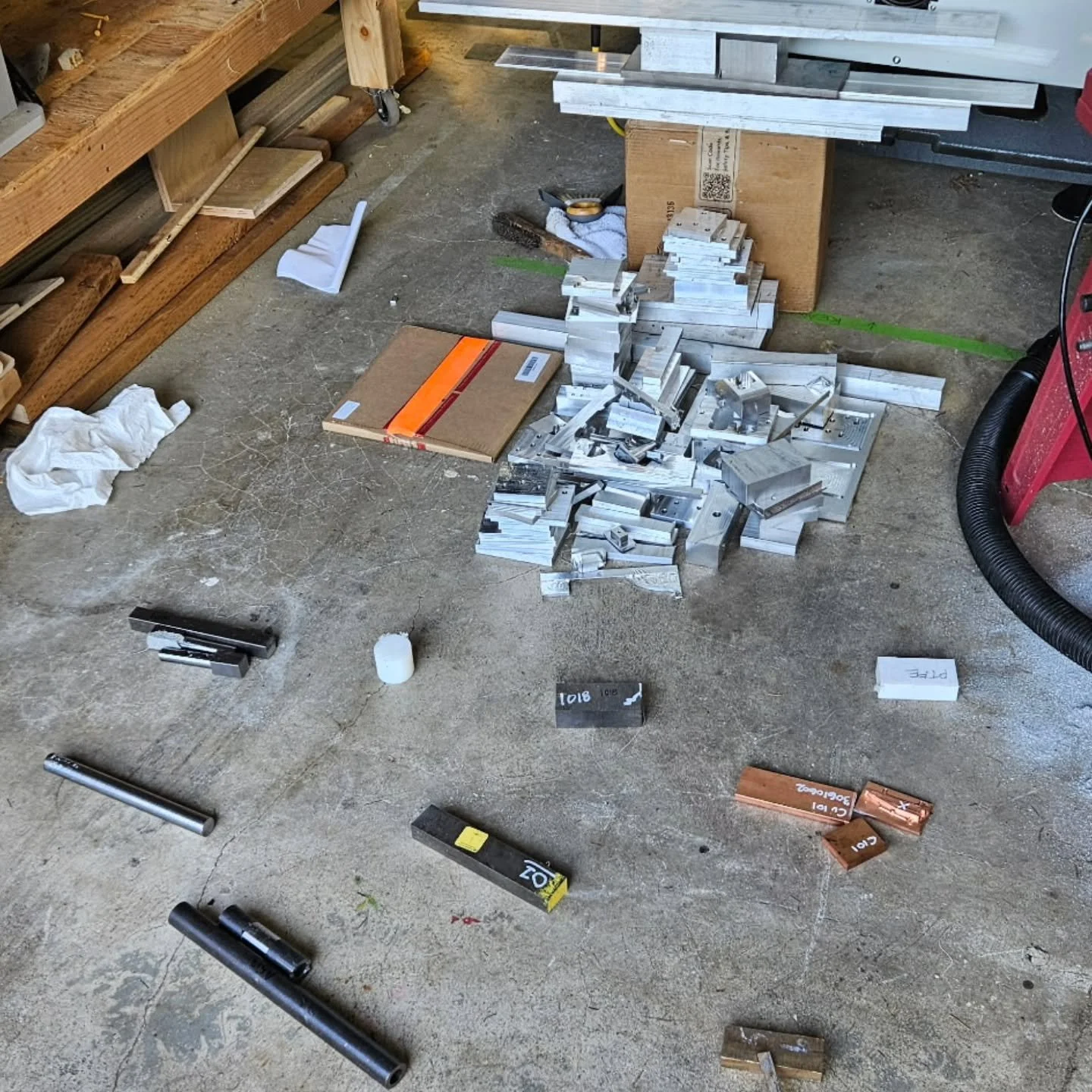 Taking some time today to sort through our crap - I mean, scrap, pile. Sorting and organizing every few weeks has been a game changer. It feels good to work in a clean space.

⚙️ #organization #cncmilling #cncmachinist #machineshop #everettwa