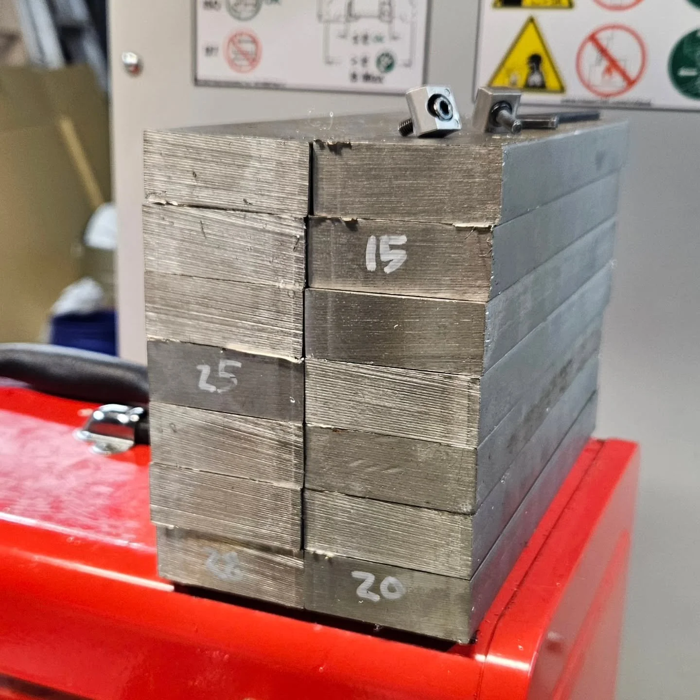 ​Out with the old, in with the precision. Getting the stock ready for the mill is moving twice as fast now that we&rsquo;ve upgraded the bandsaw. If you&rsquo;re on the fence about new shop gear, this is your sign. 💸💸💸

⚙️ #machineshop #cncmilling