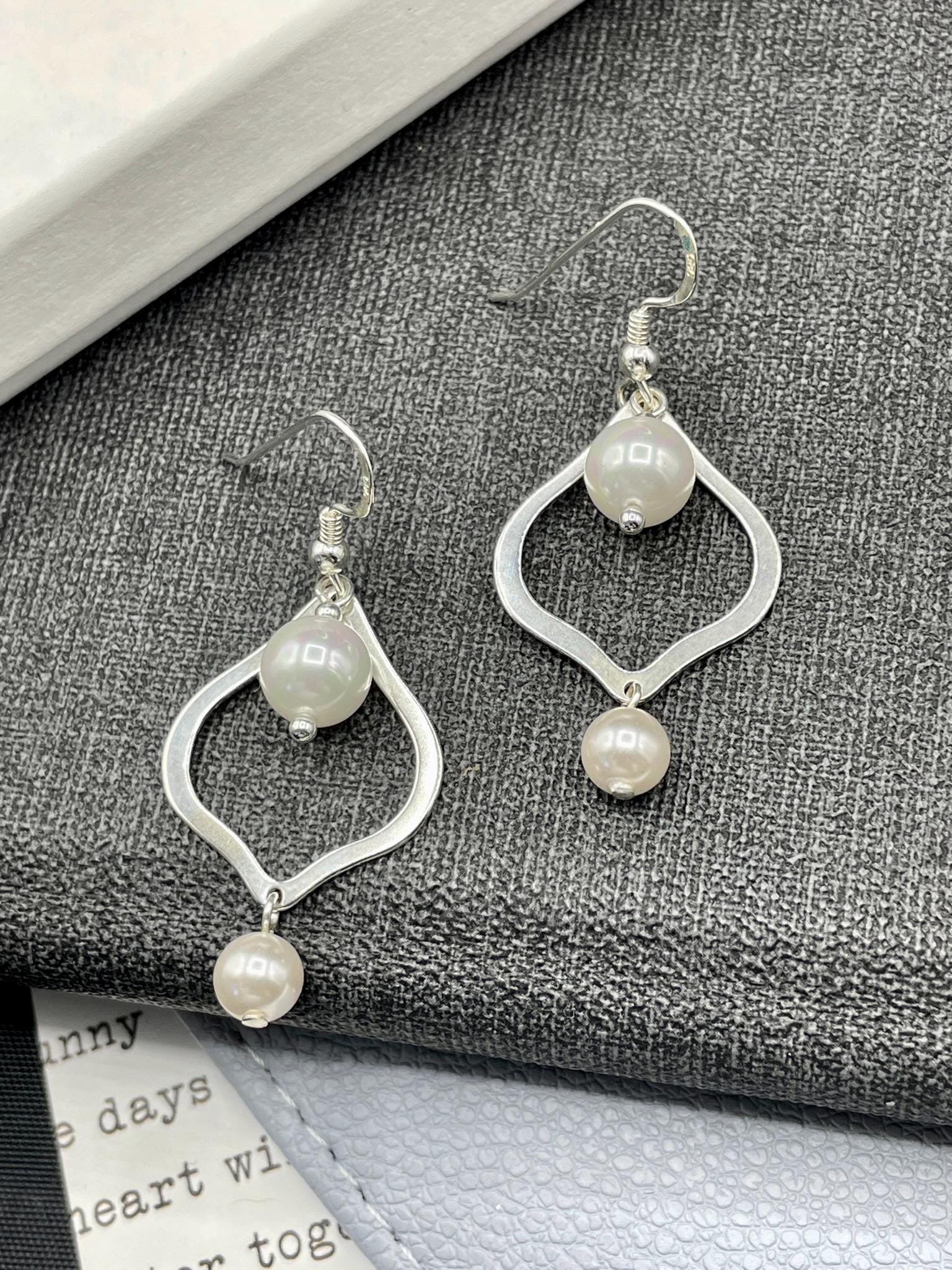 https://i.etsystatic.com/27109403/r/il/ba70c9/6385245004/il_fullxfull.6385245004_6qyc.jpg