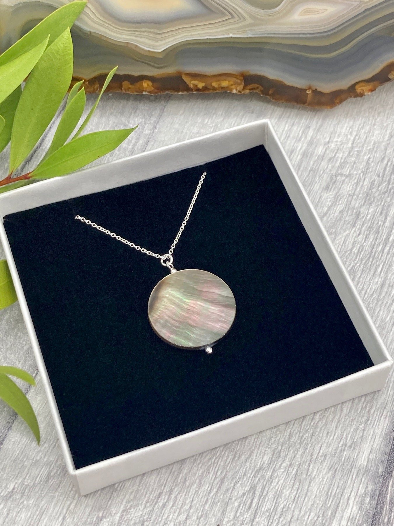 https://i.etsystatic.com/27109403/r/il/121642/3372365779/il_fullxfull.3372365779_plld.jpg