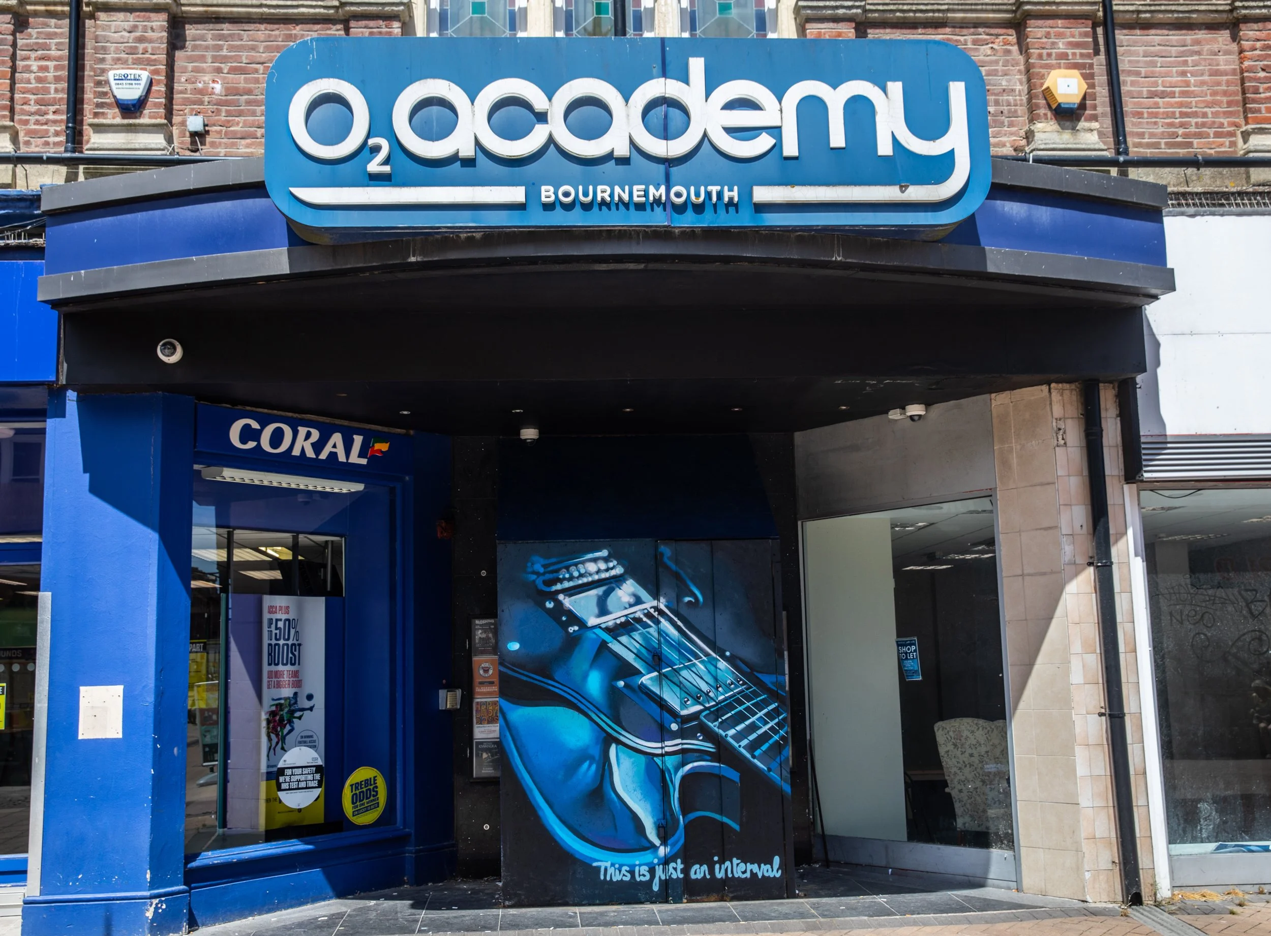 CharlieRaven_O2AcademyBomo2020-13.jpg