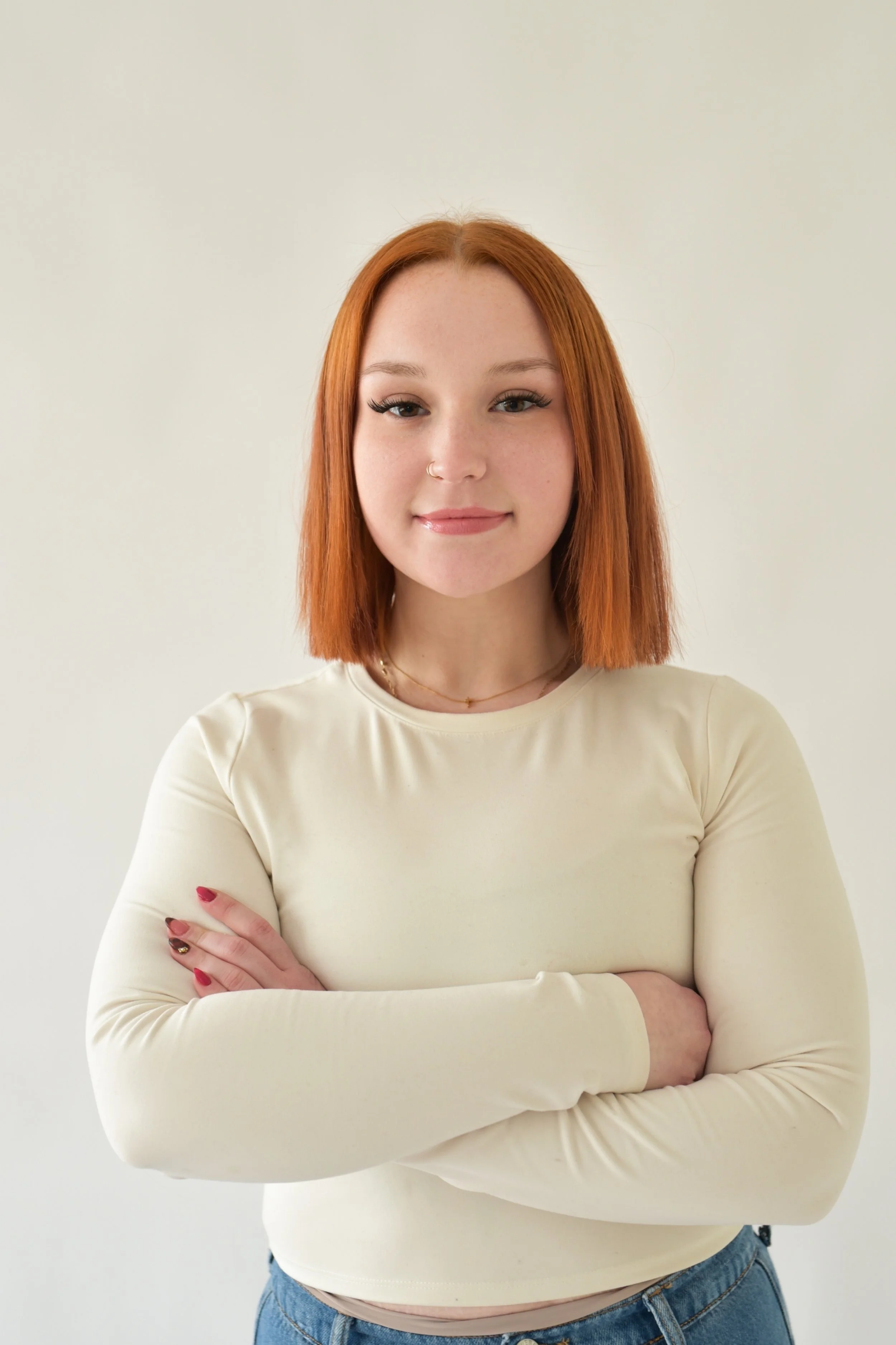 Stylized letters "S" and "V" in black with decorative swirl elements on a white background.