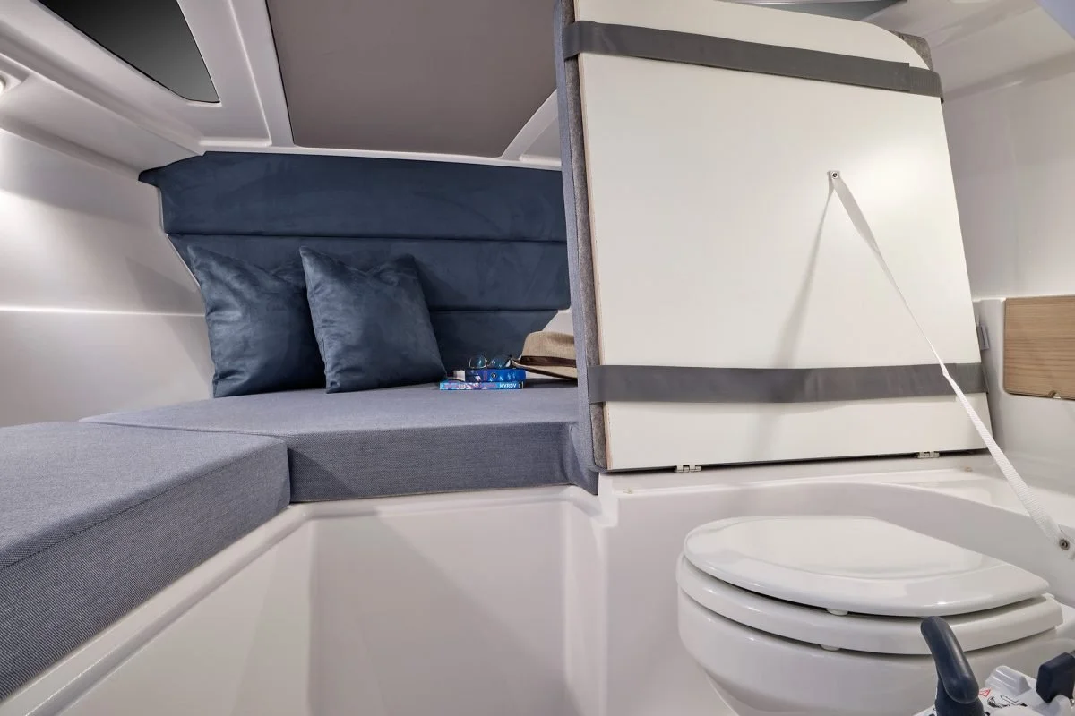 690T_Interior_06-r2n27ydpy49j09jbmirsgob831t3idt40y1qjgetz4.jpg