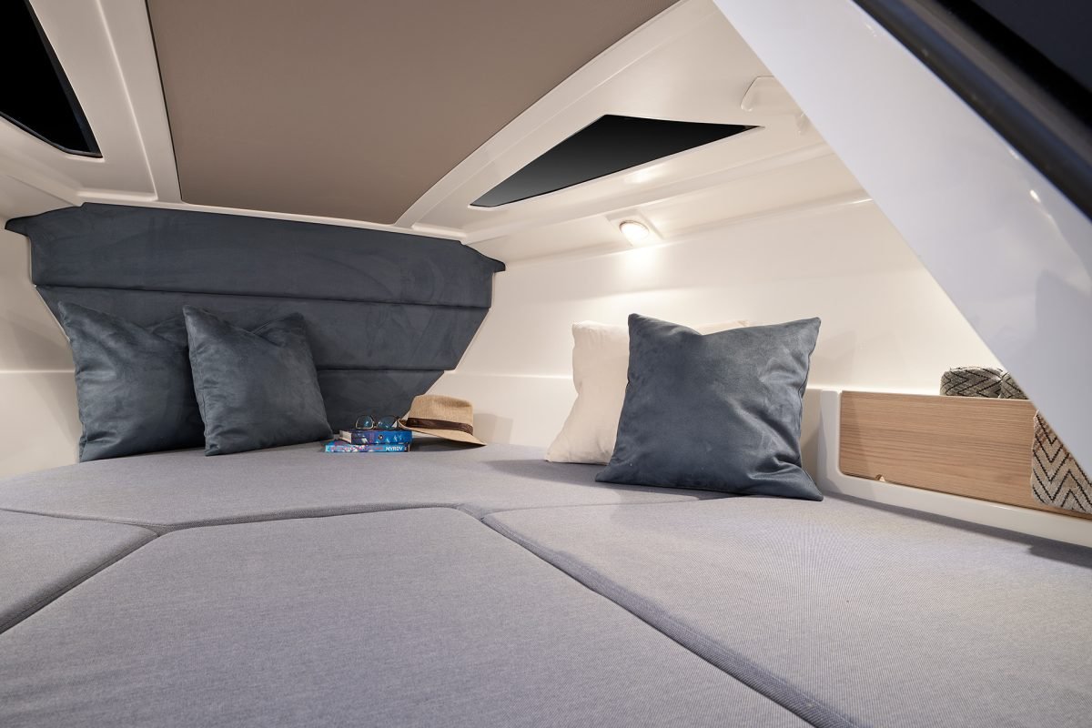 690T_Interior_03-r2n27umd6s4dptos8h5a6p9dpibmnle6offsmckeo0.jpg