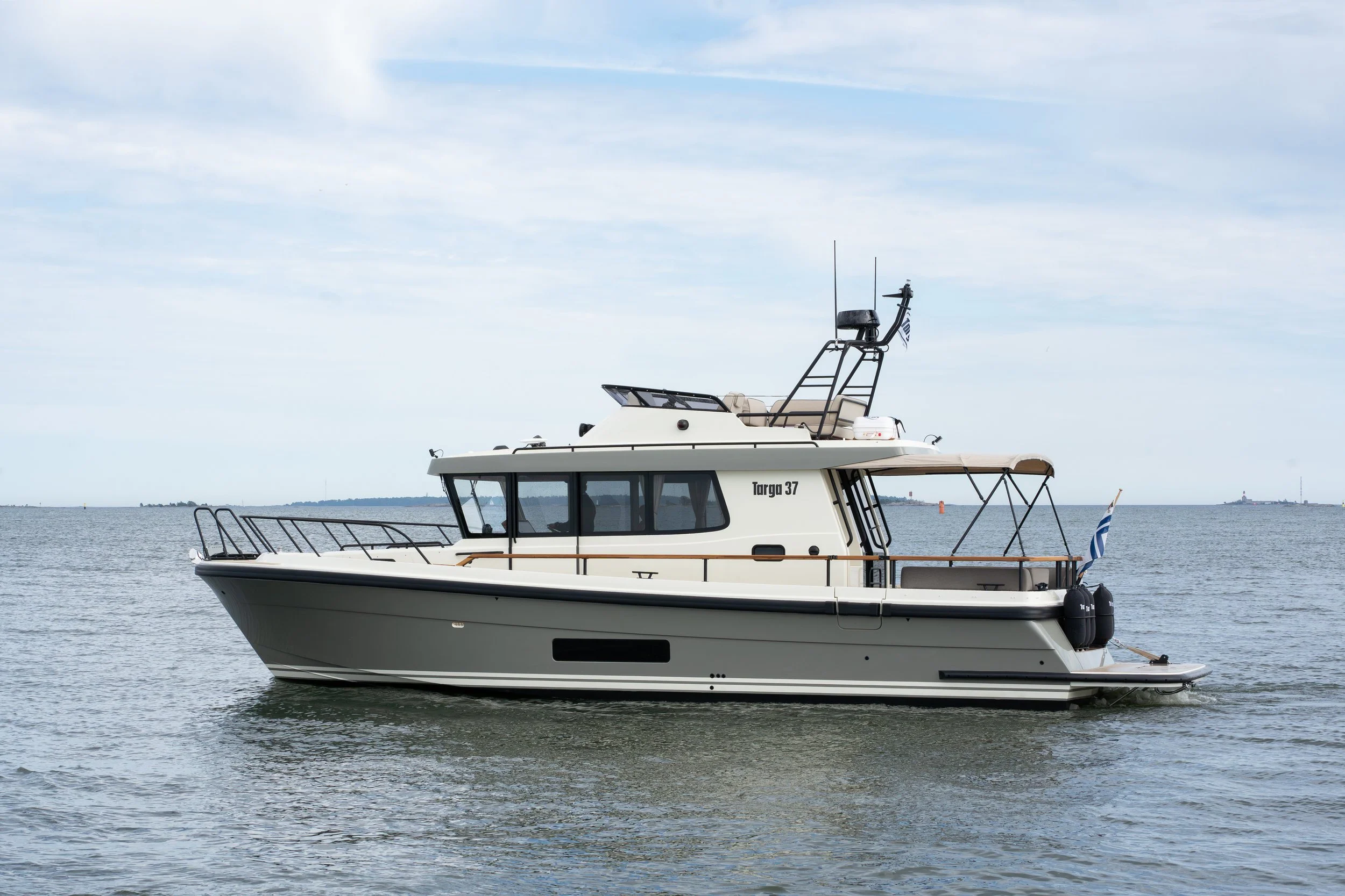 Targa 37_cruising_3.jpg