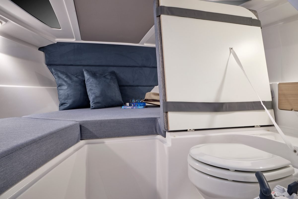 690T_Interior_06-r2n27ydpy49j09jbmirsgob831t3idt40y1qjgetz4.jpg