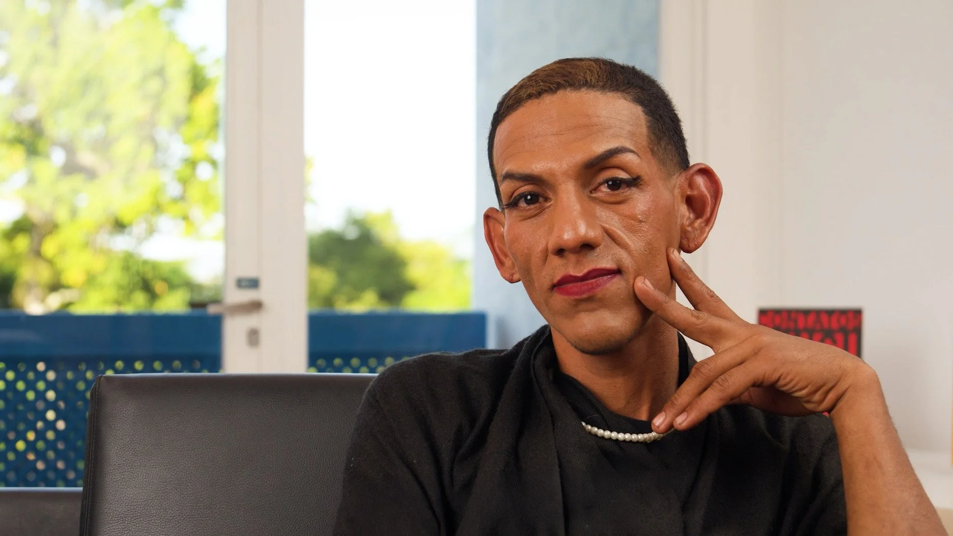 Teaser LGBT Legendado (1).00_00_09_02.Quadro007.jpg