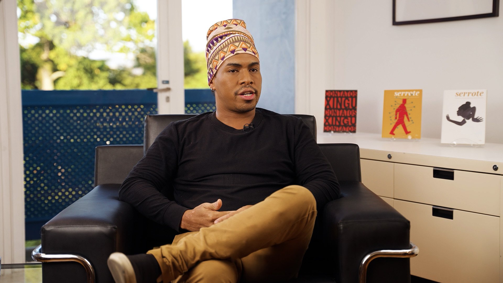 Teaser LGBT Legendado (1).00_03_15_05.Quadro004.jpg