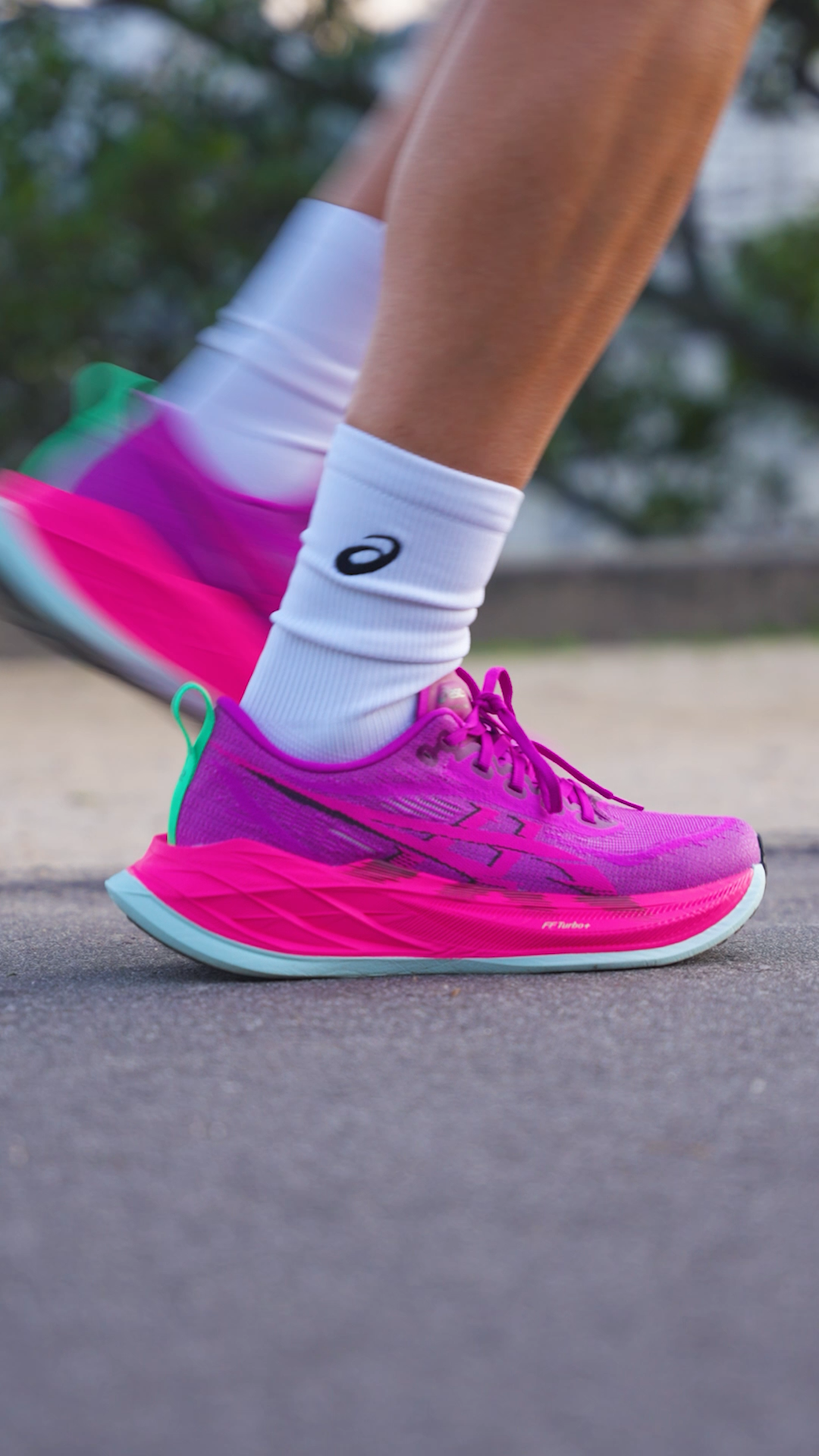 ASICS_YASMIN_V3.00_00_27_21.Still006.png