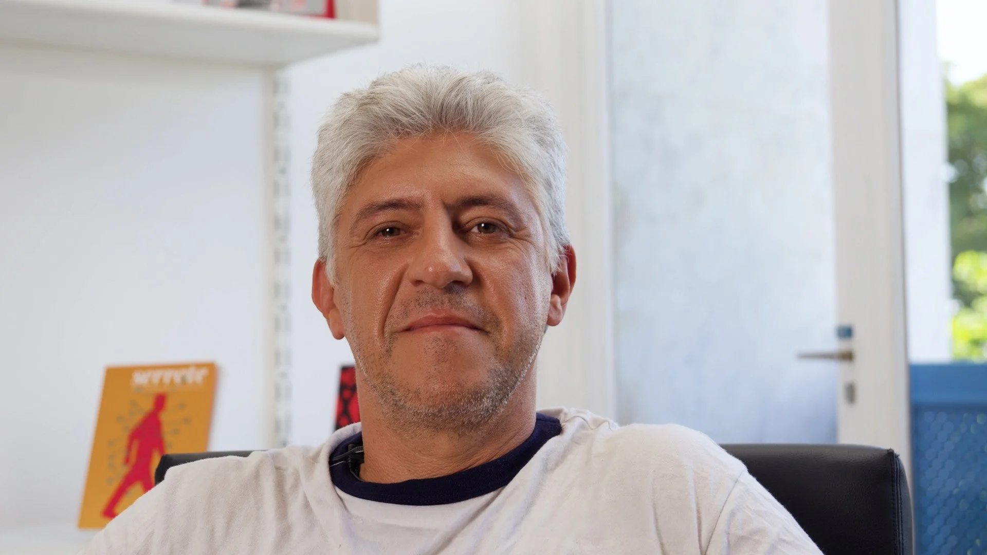 Teaser LGBT Legendado (1).00_00_38_09.Quadro014.jpg