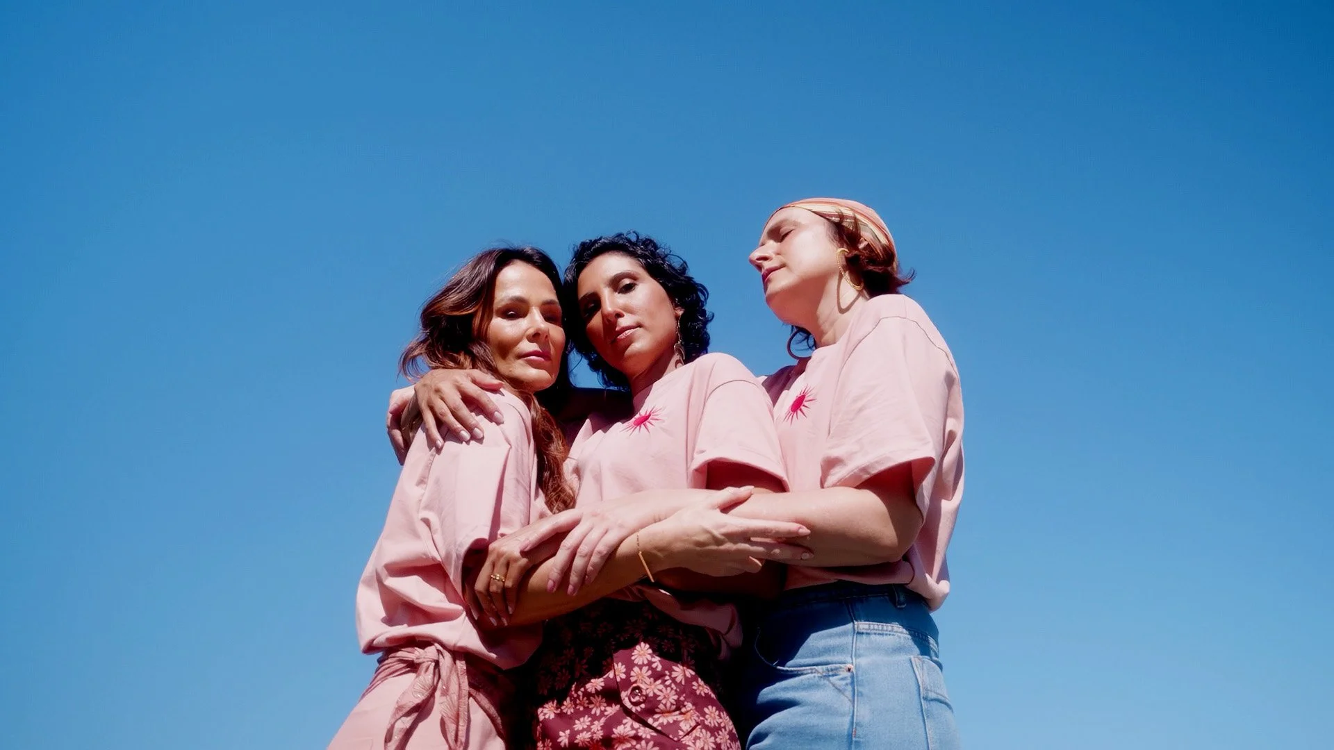 DRESS TO - Campanha Laço Rosa