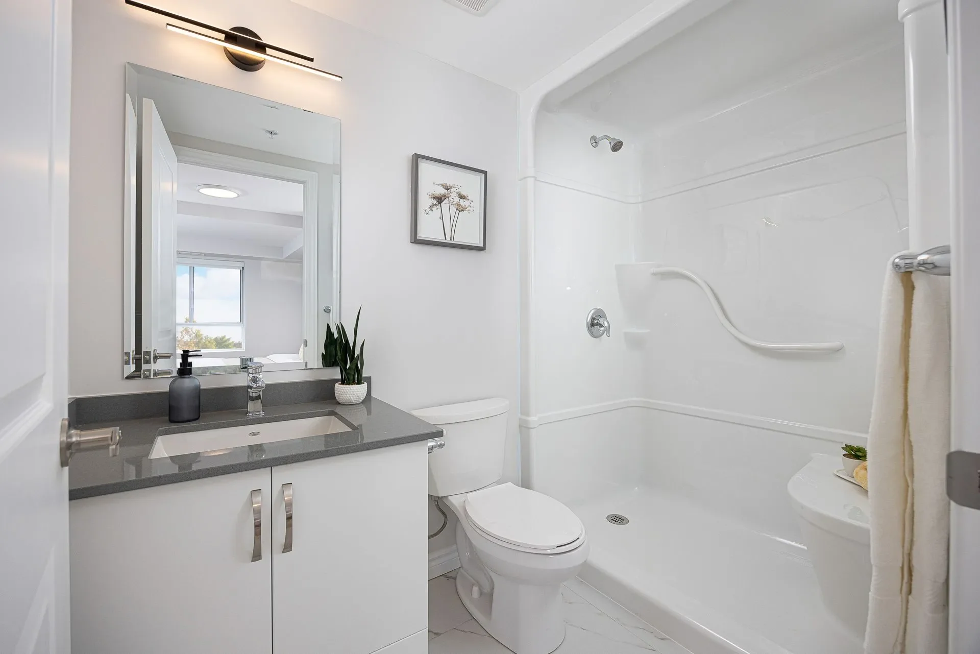 Watson Parkway High-Rise Vanity.webp