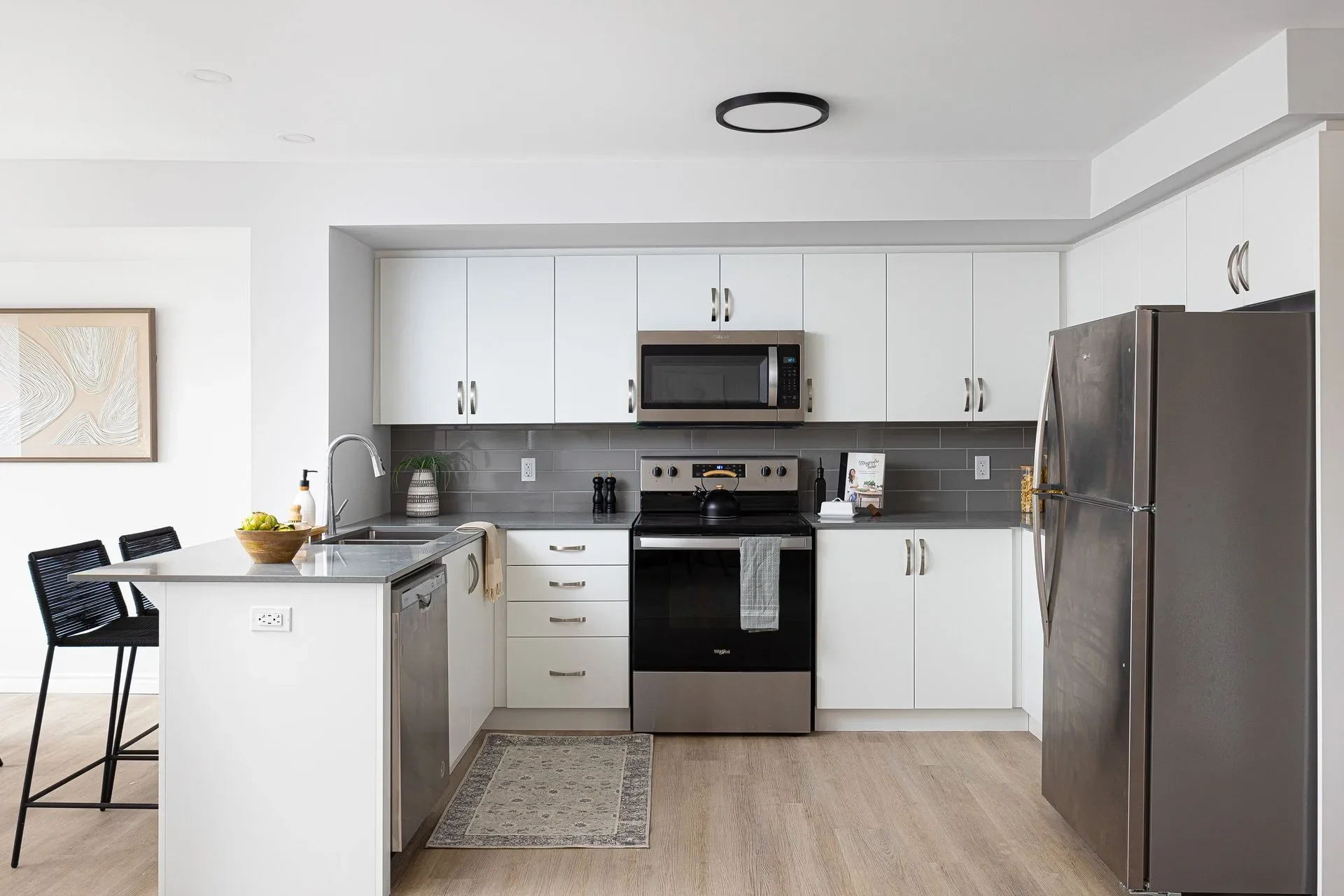 Watson Parkway High-Rise Kitchen Front.webp
