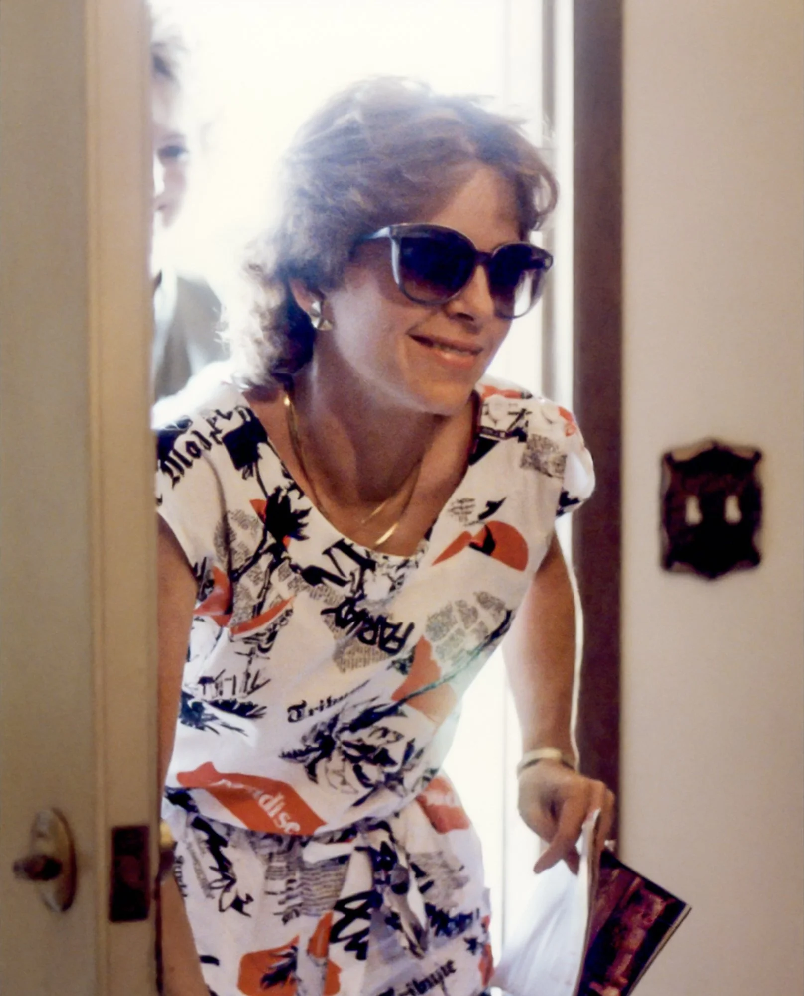 Roni opening the door to her surprise party. Happy 30th (1985).
