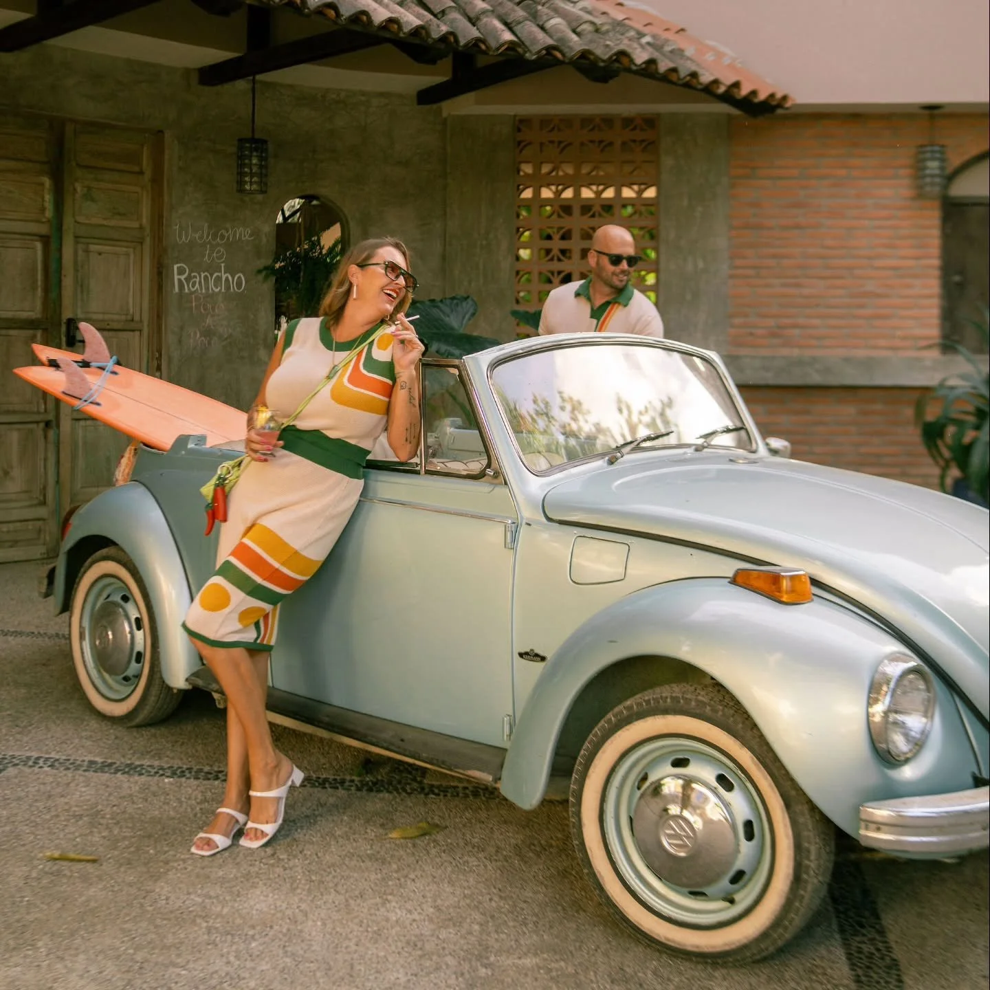 Acapulco Nights.
.
The 60's are alive and well in Sayulita. 🌺🦜 Who votes to keep dressing like this on the daily?
.
Here are some snaps from our annual fundraiser to support the scholarship program here for local kids wanting a brighter future.
.
T