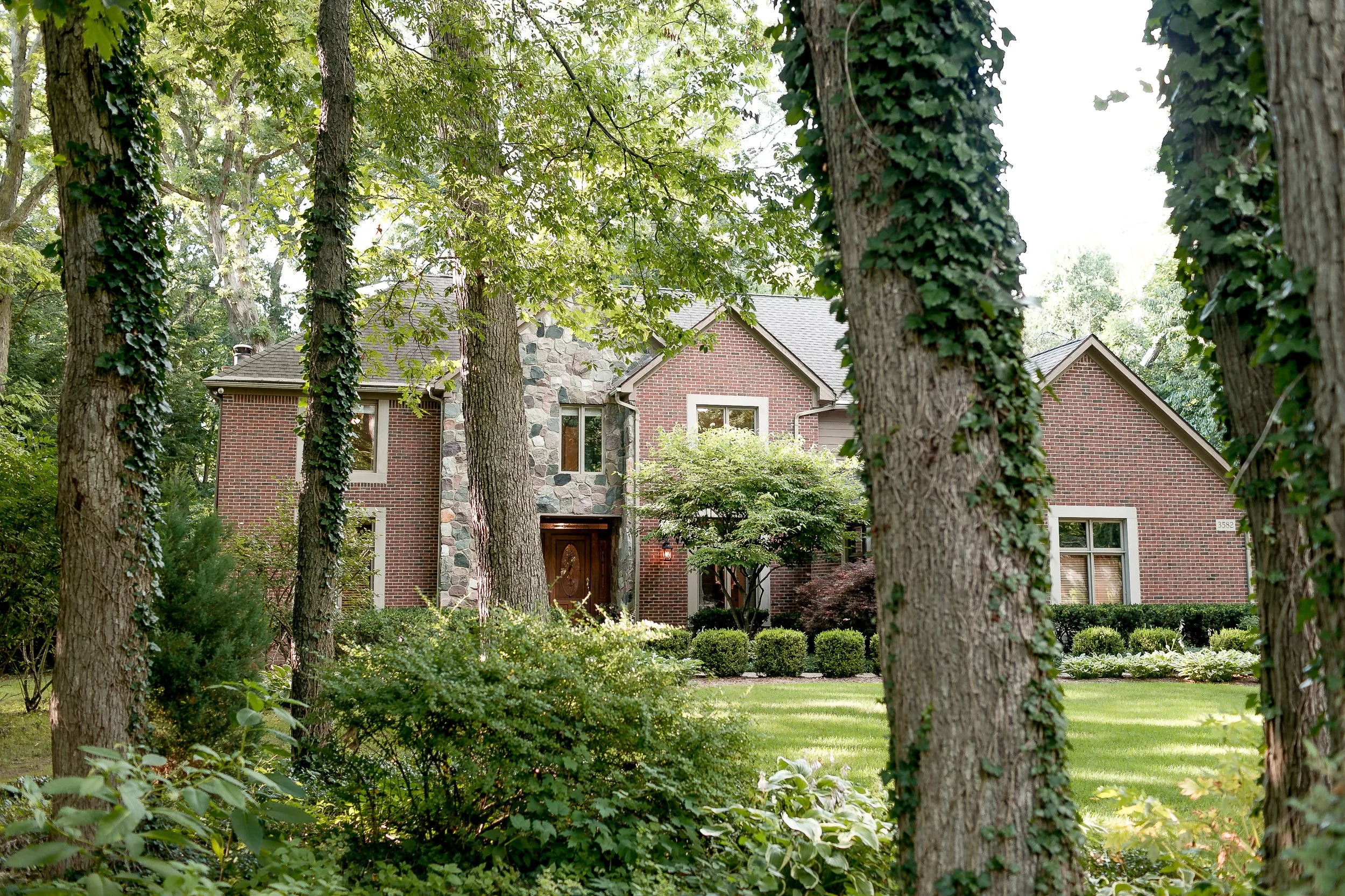 3582 Oakleaf, West Bloomfield