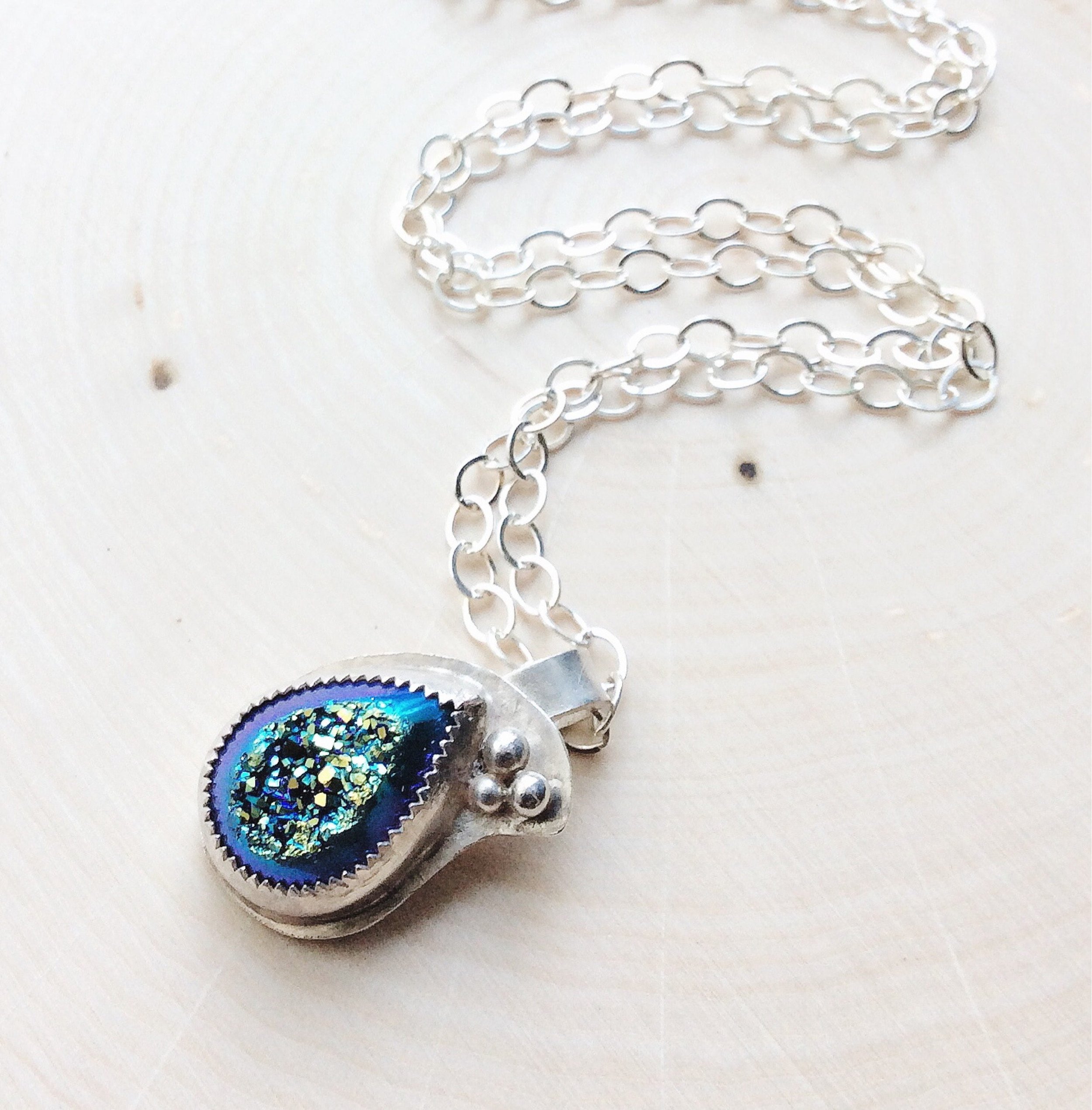 https://i.etsystatic.com/7170588/r/il/d5f330/1313146799/il_fullxfull.1313146799_59b3.jpg