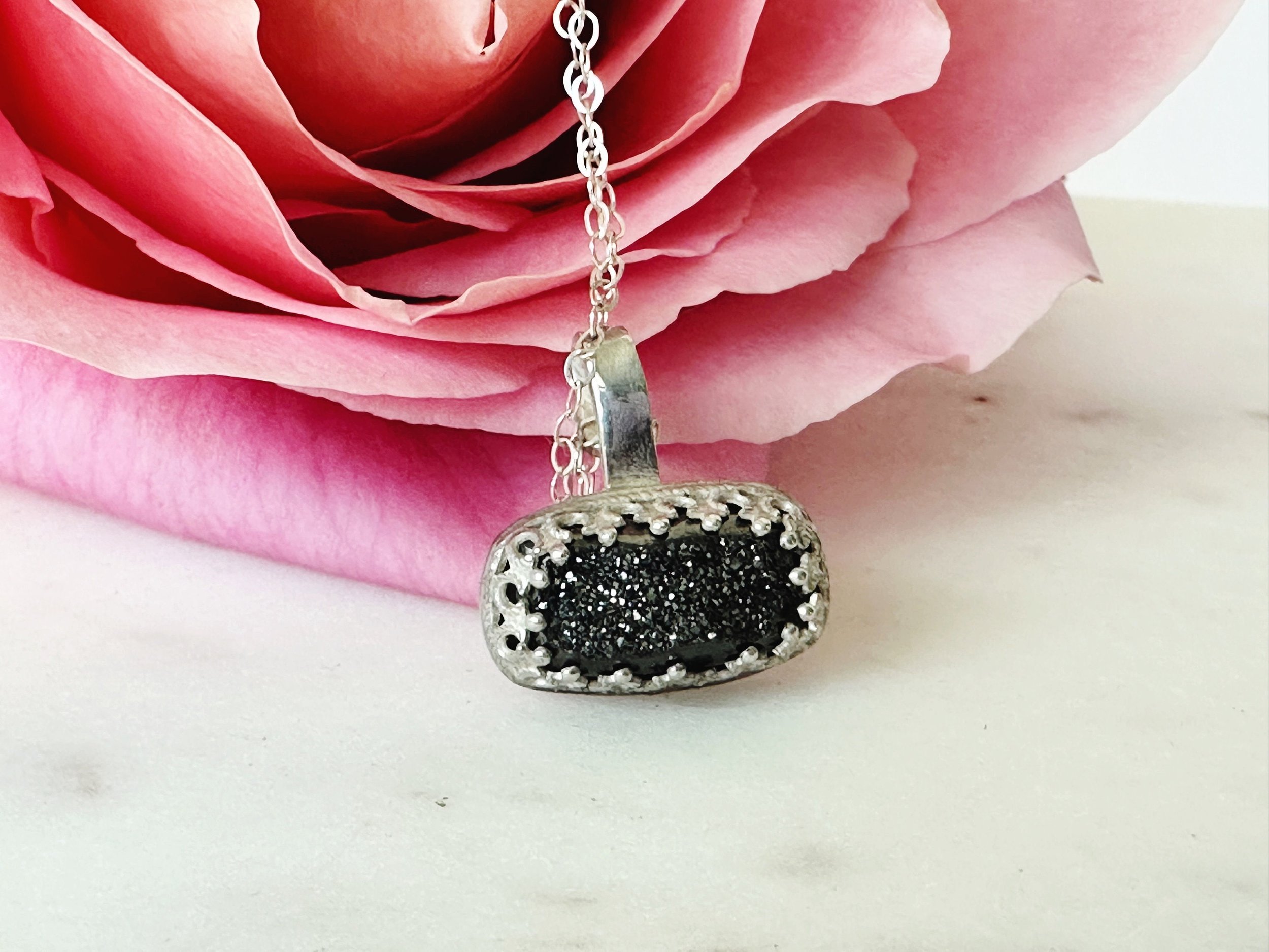 https://i.etsystatic.com/7170588/r/il/2f7178/5765306793/il_fullxfull.5765306793_hjg7.jpg