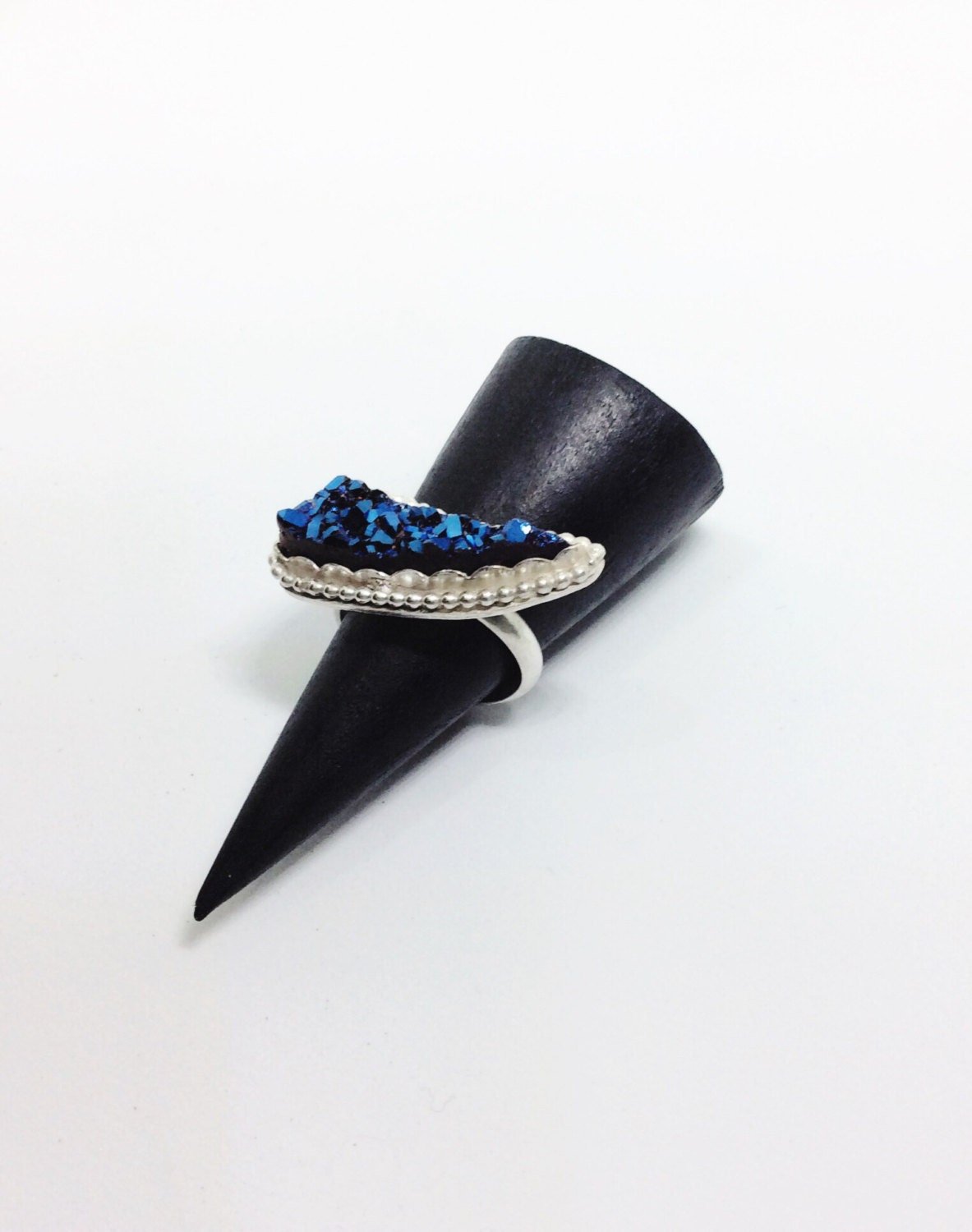 https://i.etsystatic.com/7170588/r/il/e5b3bf/1125158488/il_fullxfull.1125158488_1fav.jpg
