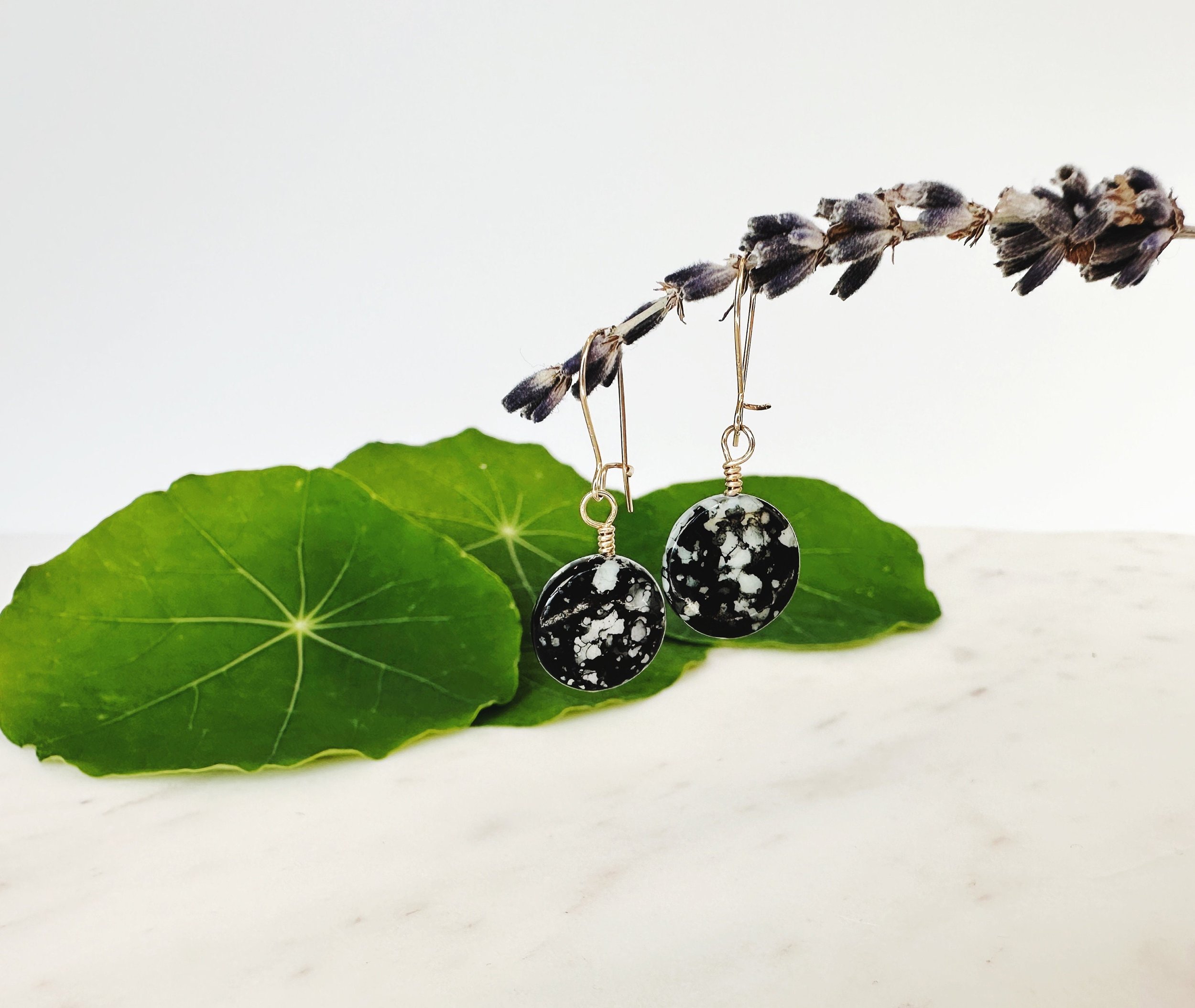 https://i.etsystatic.com/7170588/r/il/c7909d/5659202536/il_fullxfull.5659202536_rtw6.jpg