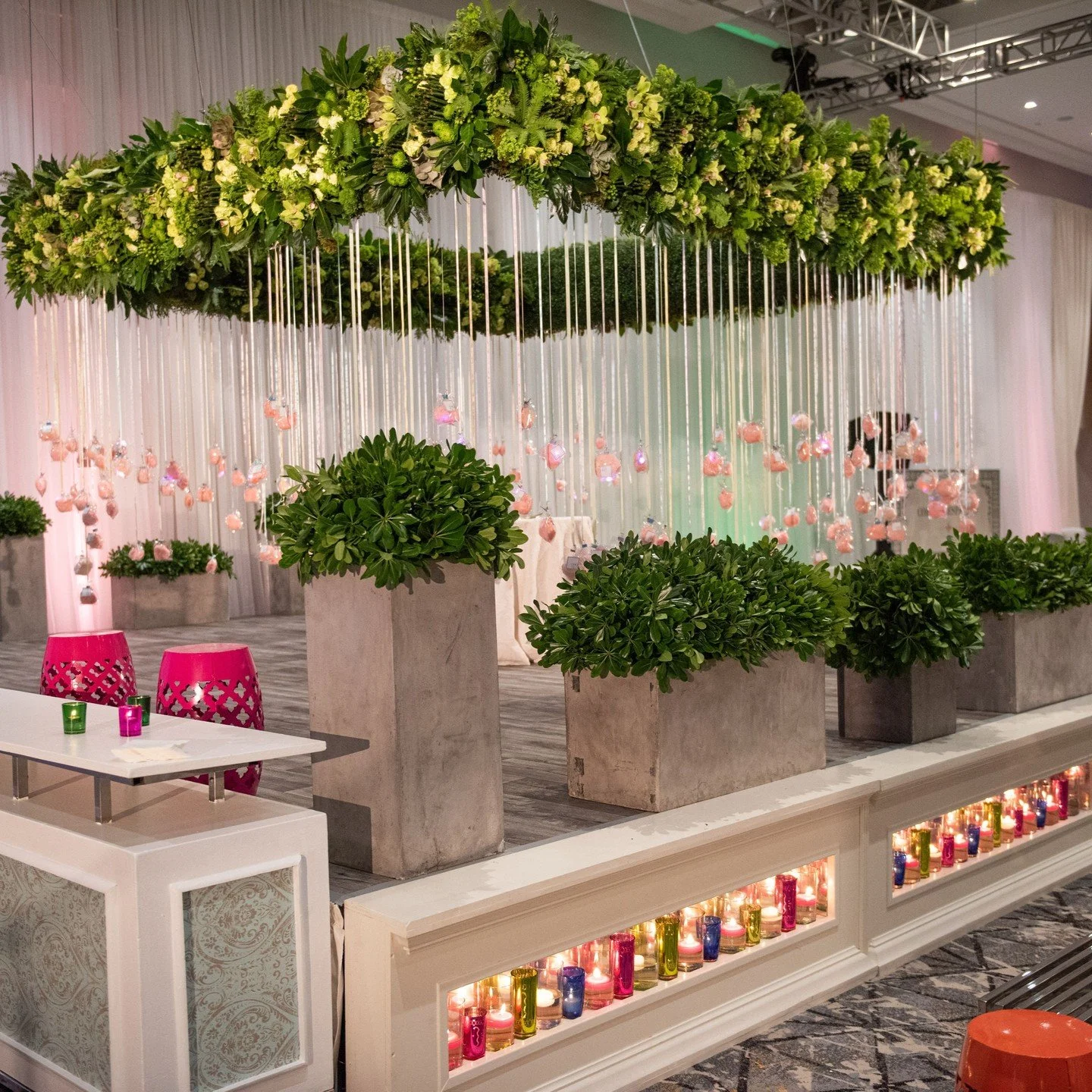 #tbt Suspended Mondop

#wedding #floraldesign #boldevents #freelance

@designerbales 
@boldeventsatl